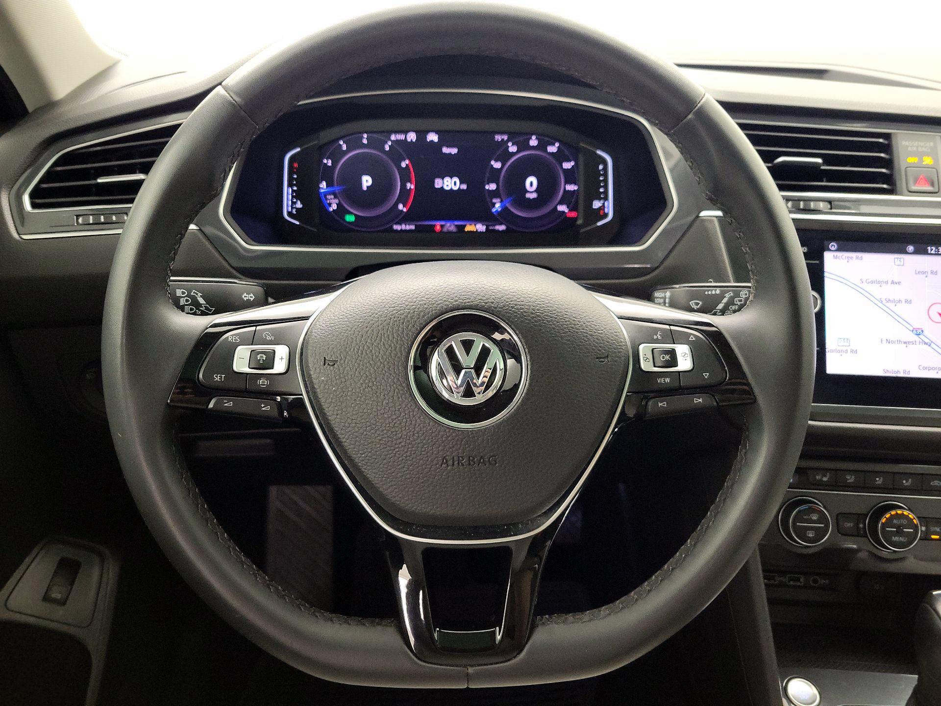 Thumbnail: 2020 Volkswagen Tiguan - 10