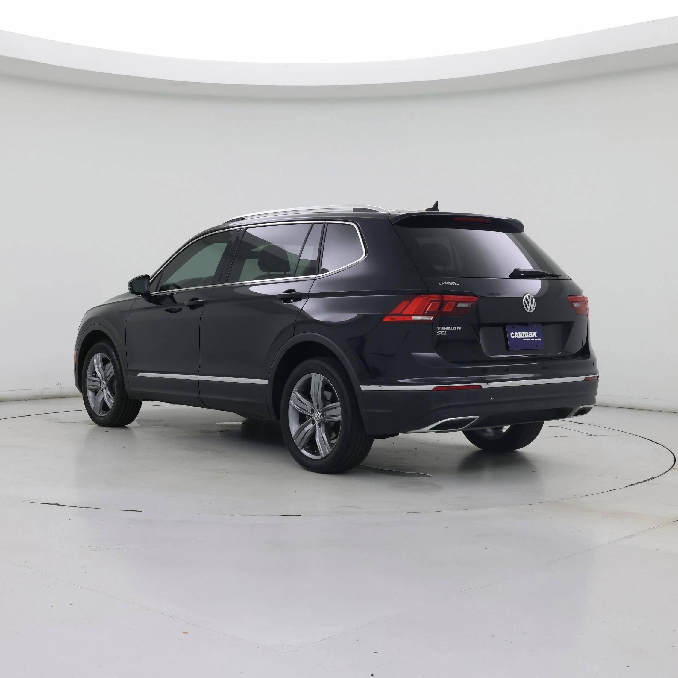 Thumbnail: 2020 Volkswagen Tiguan - 2