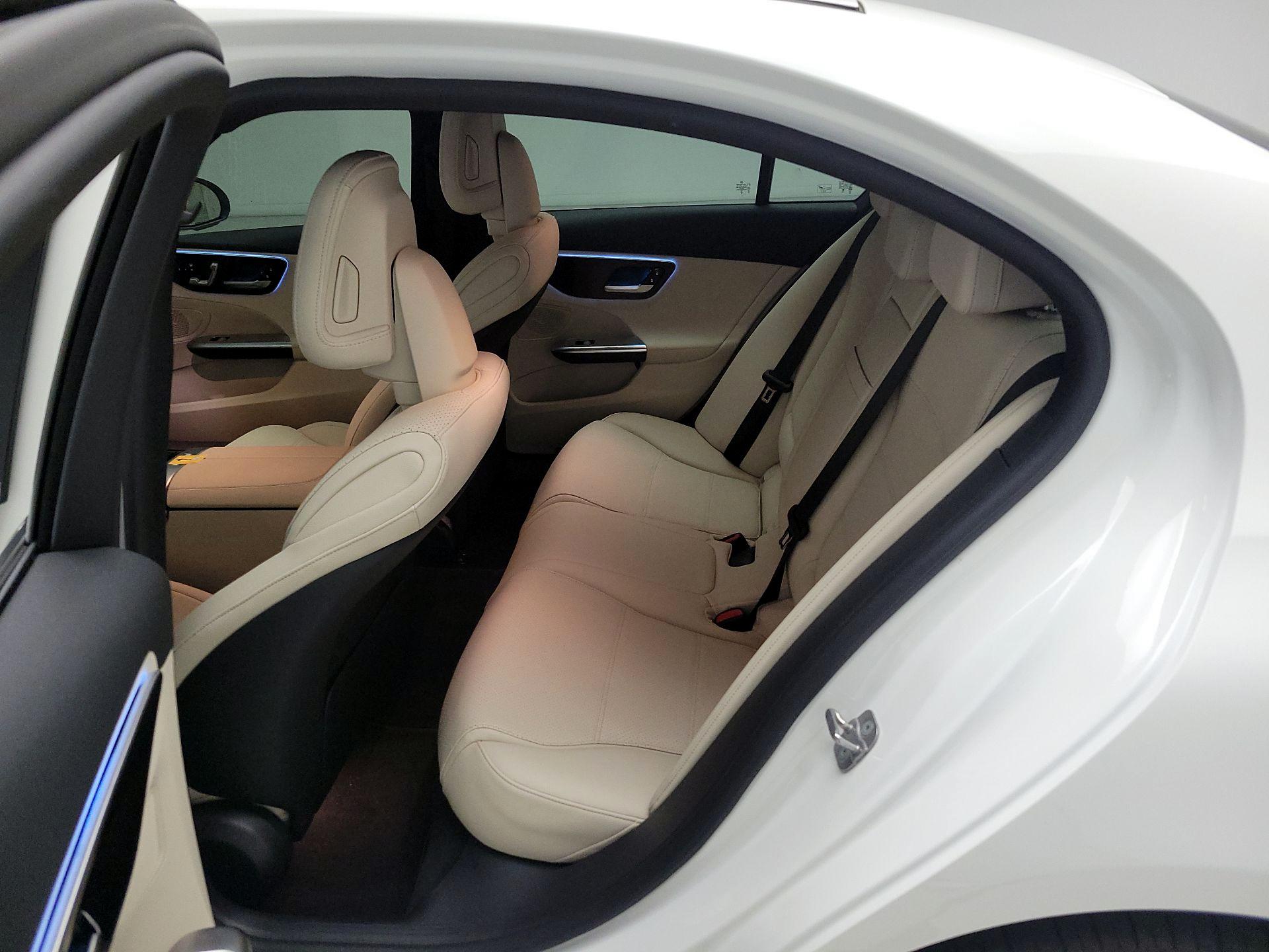 Thumbnail: 2024 Mercedes-Benz C-Class - 19