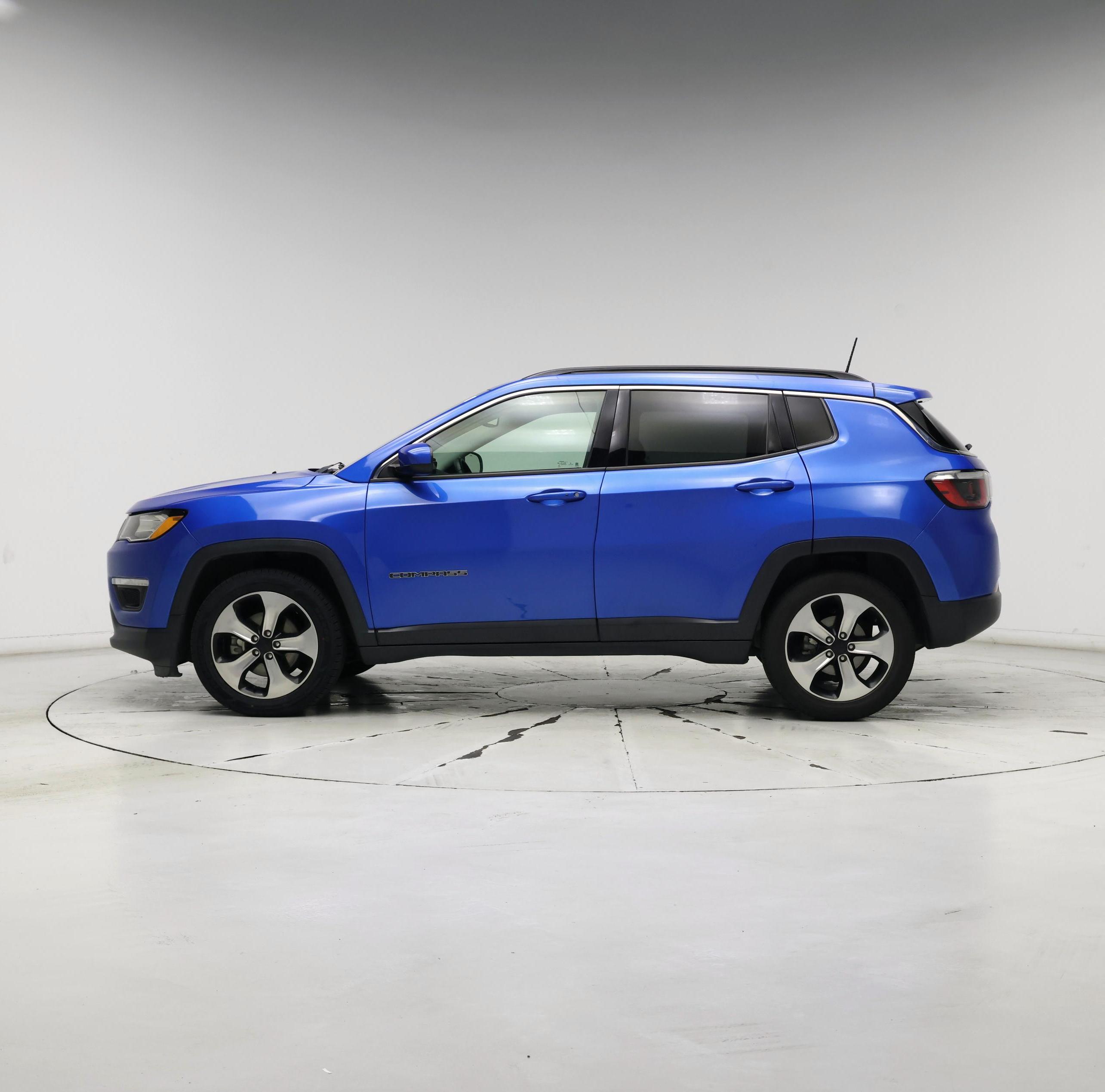 Thumbnail: 2017 Jeep Compass - 3