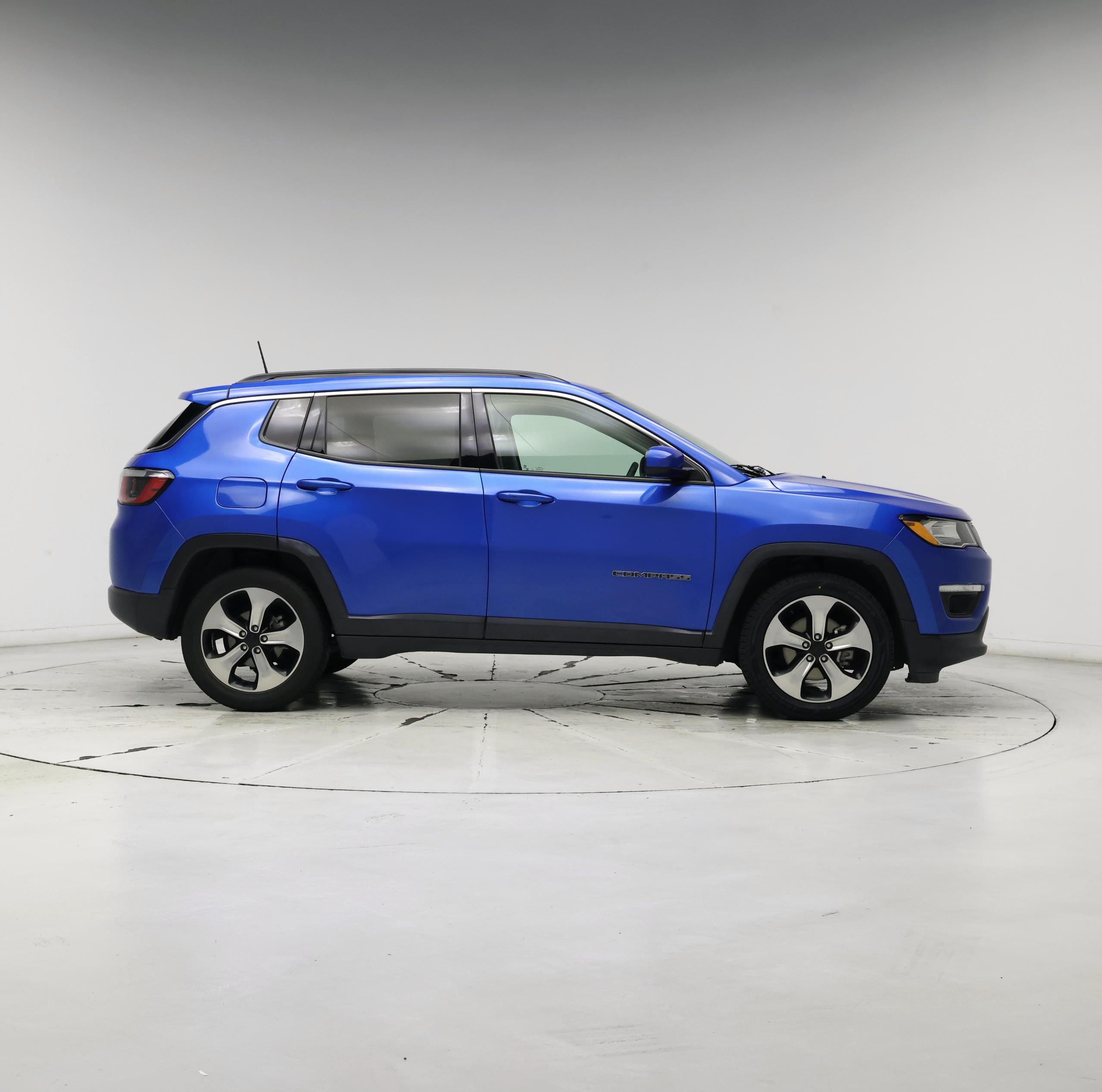 Thumbnail: 2017 Jeep Compass - 7
