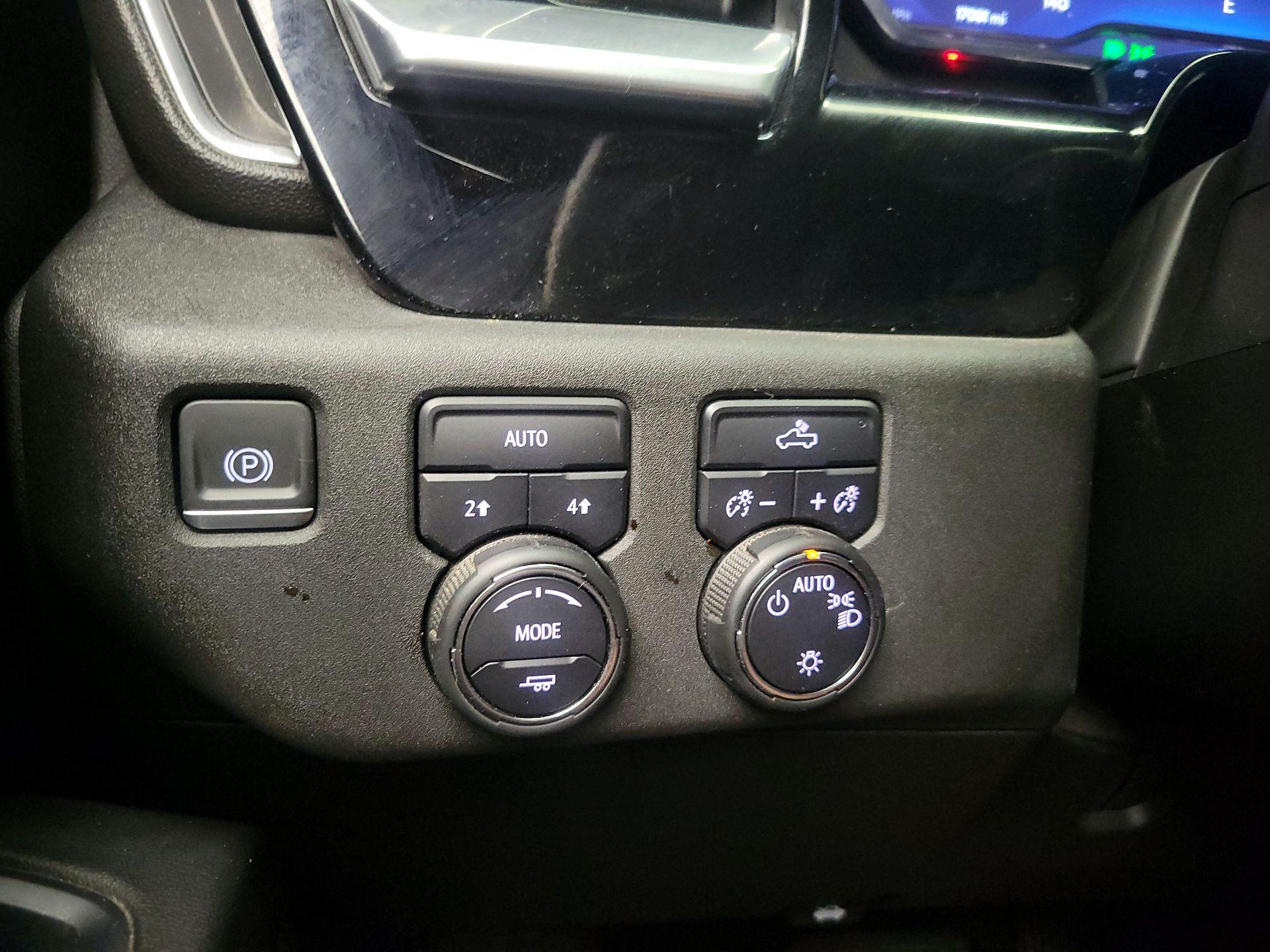 Thumbnail: 2023 Chevrolet Silverado 1500 - 13