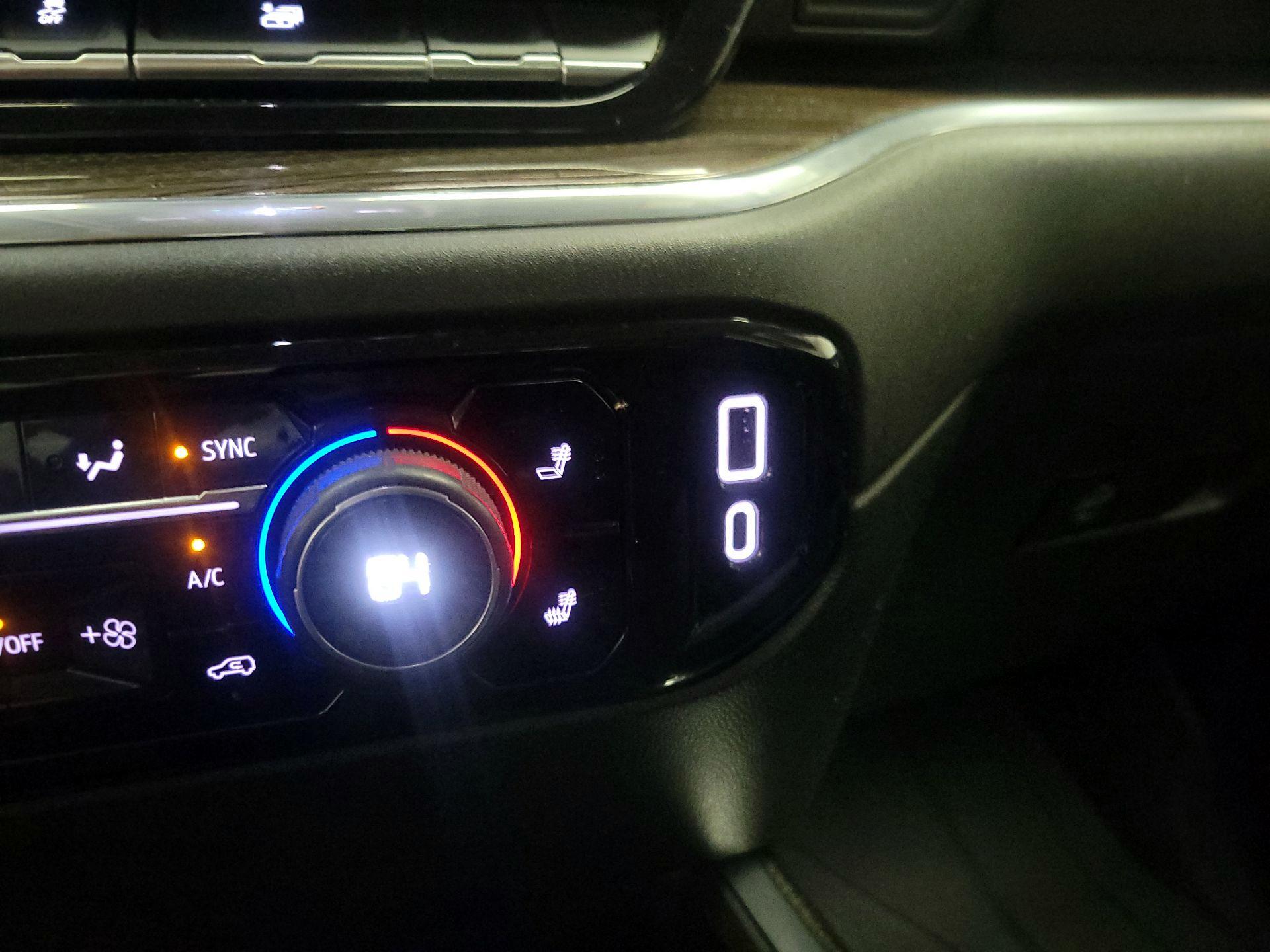 Thumbnail: 2023 Chevrolet Silverado 1500 - 19