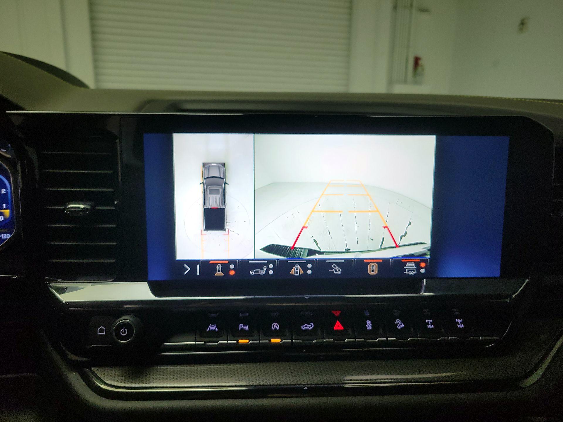 Thumbnail: 2024 Chevrolet Silverado 1500 - 15