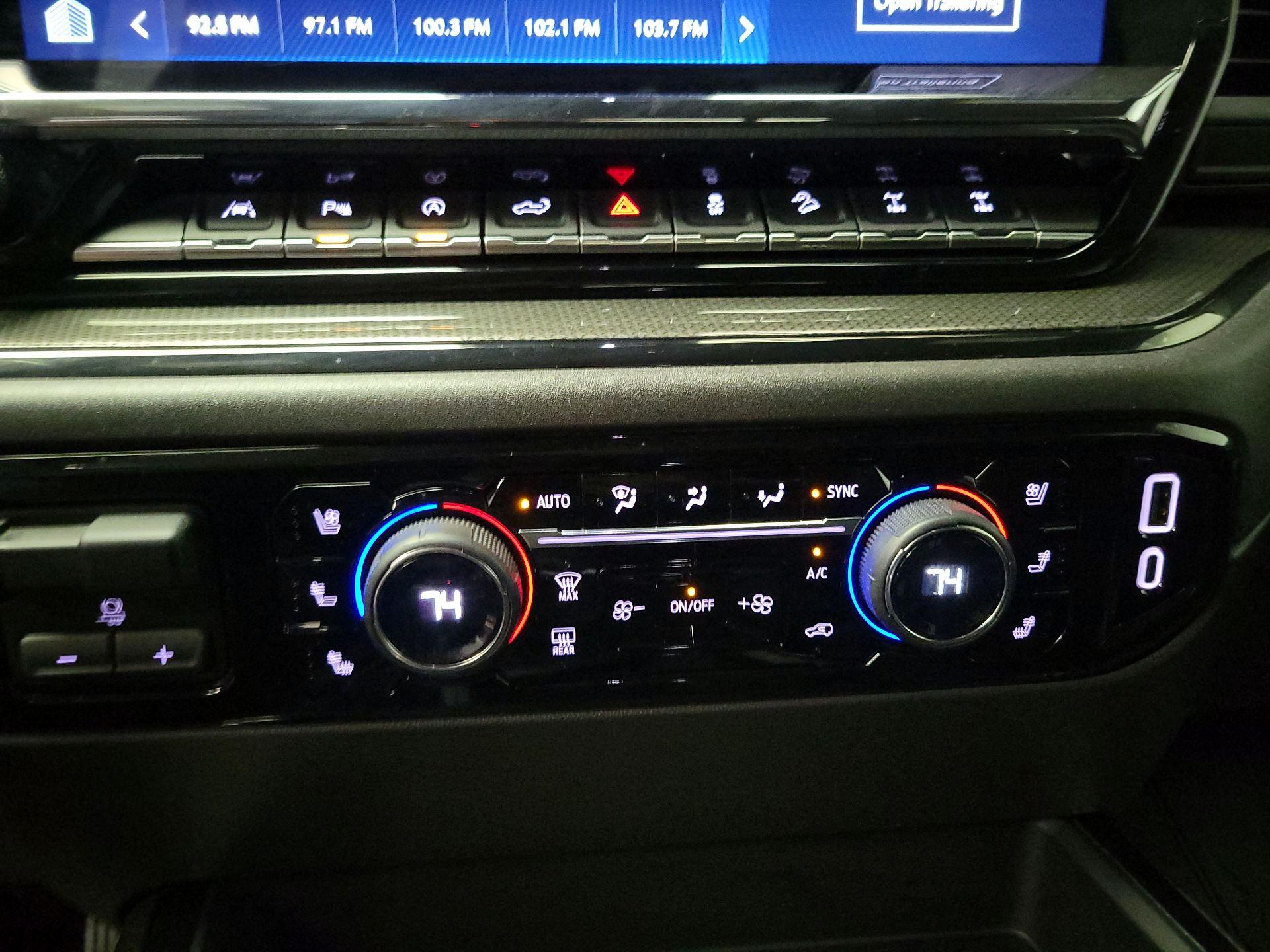 Thumbnail: 2024 Chevrolet Silverado 1500 - 17