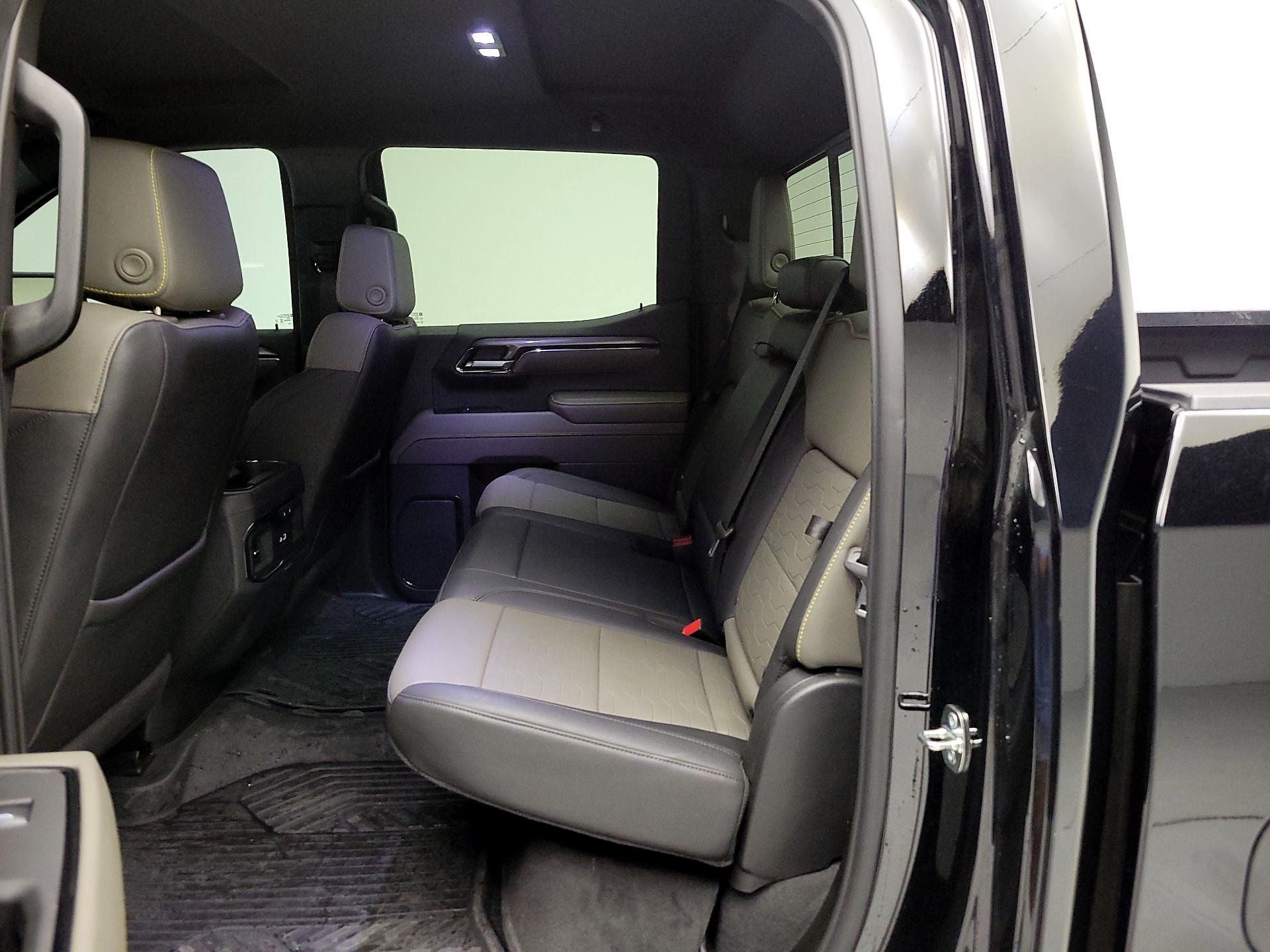 Thumbnail: 2024 Chevrolet Silverado 1500 - 20