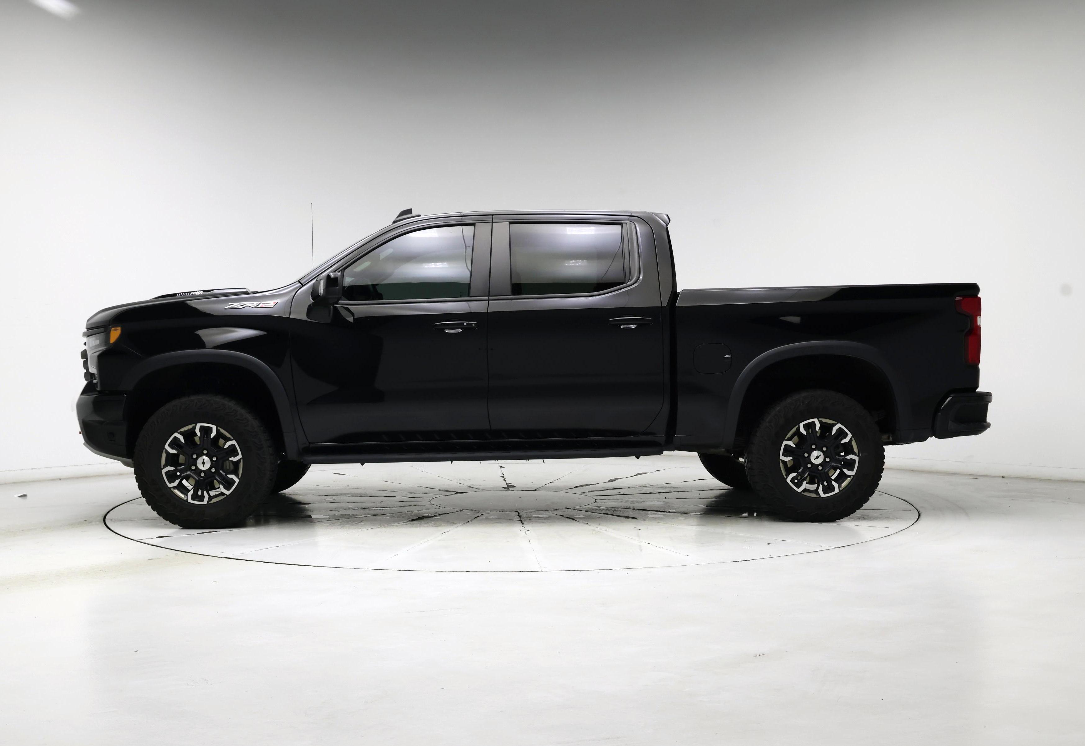 Thumbnail: 2024 Chevrolet Silverado 1500 - 3