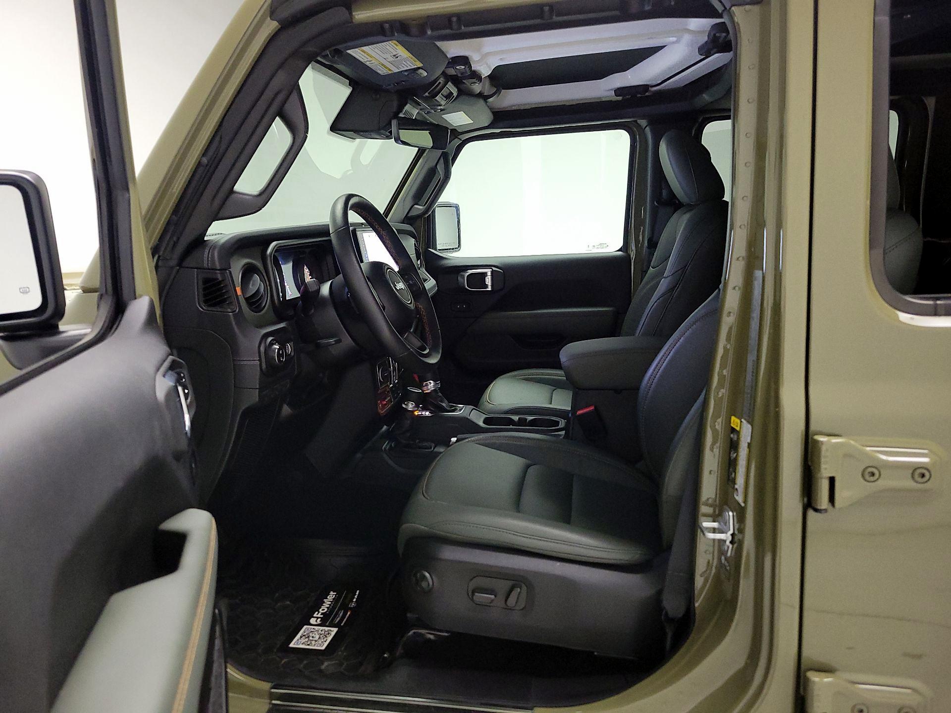 Thumbnail: 2025 Jeep Gladiator - 11