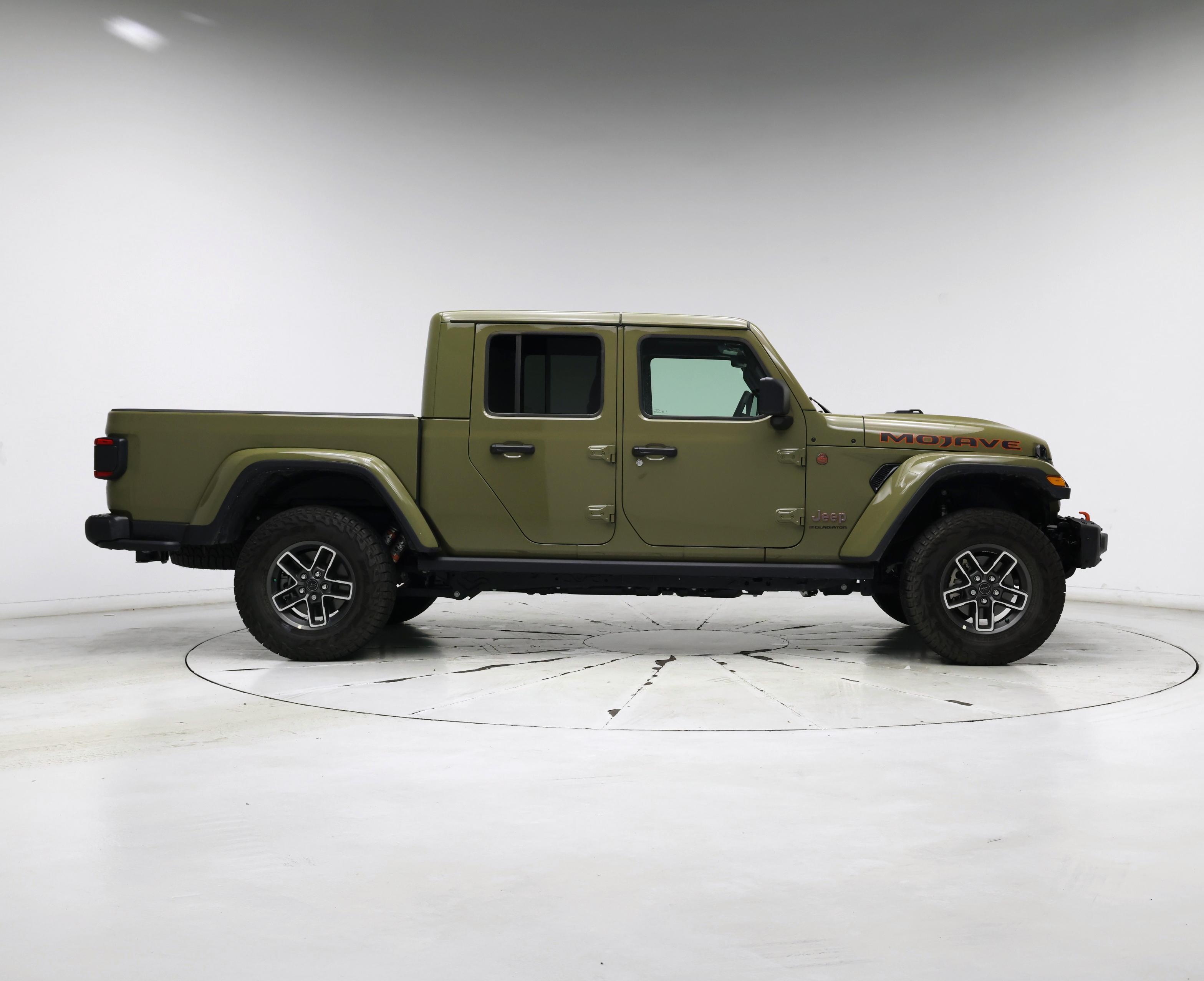Thumbnail: 2025 Jeep Gladiator - 7
