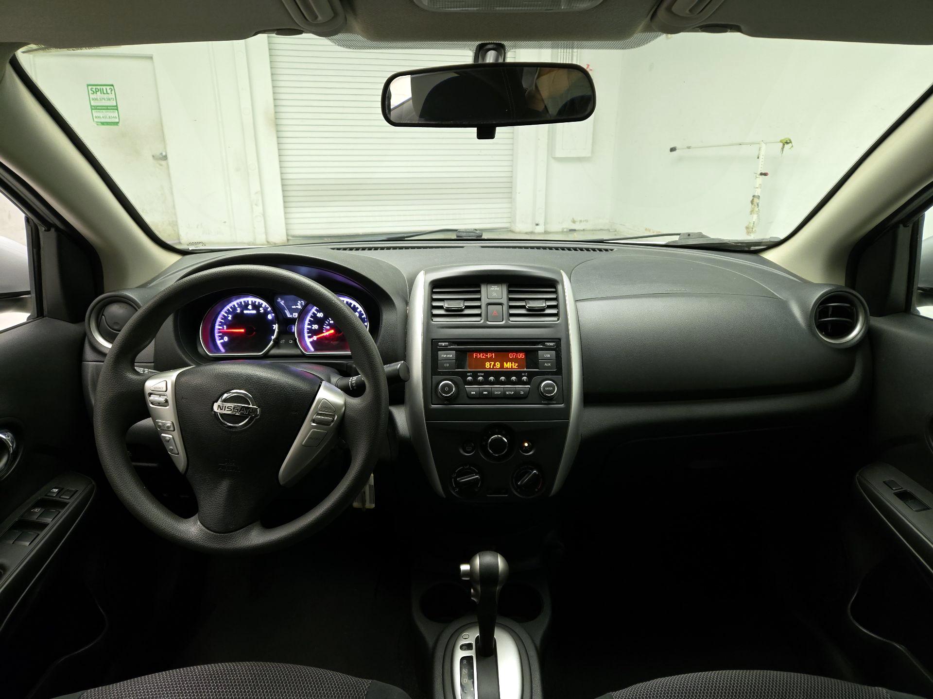 Thumbnail: 2017 Nissan Versa - 9