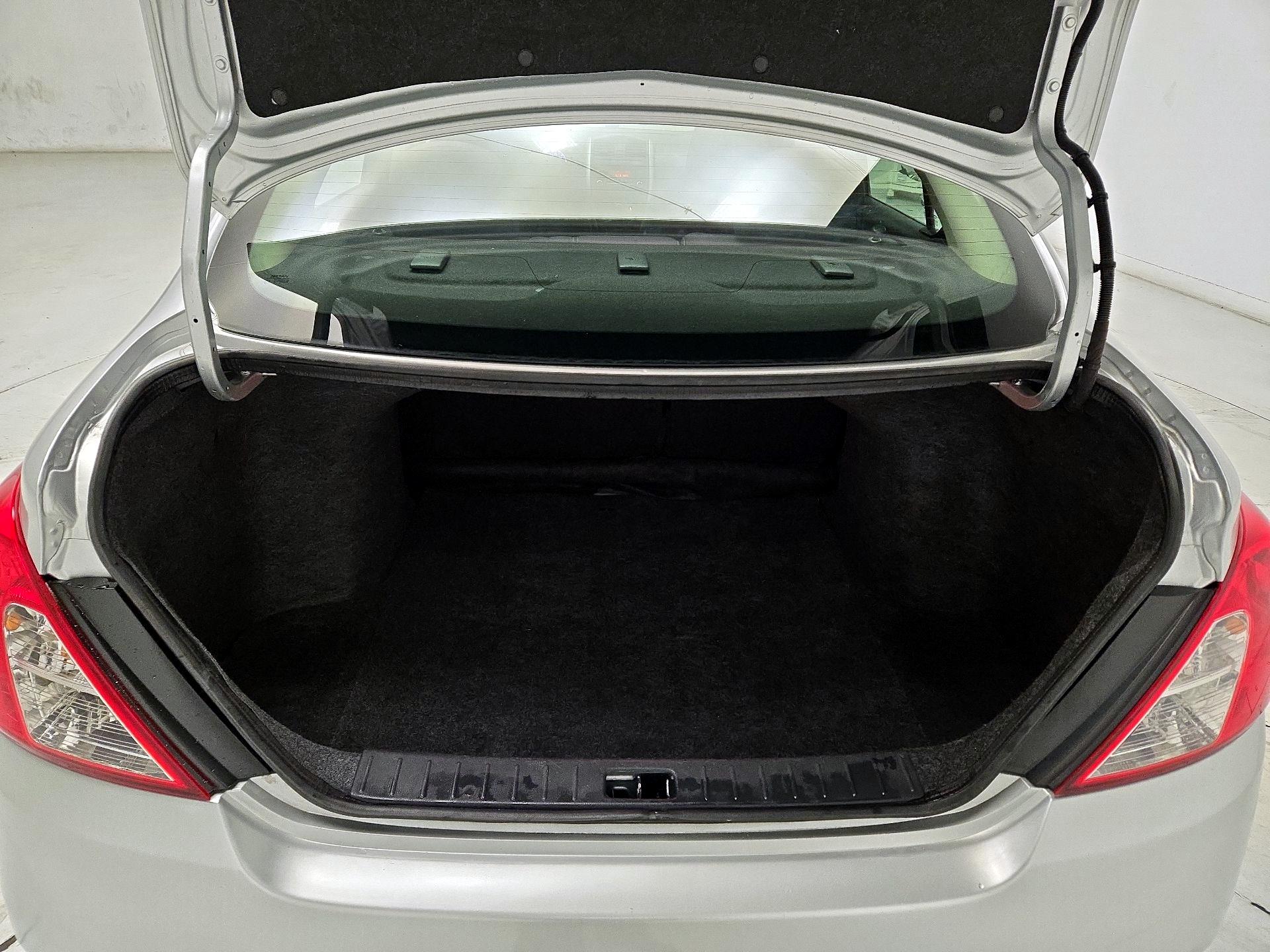 Thumbnail: 2017 Nissan Versa - 19