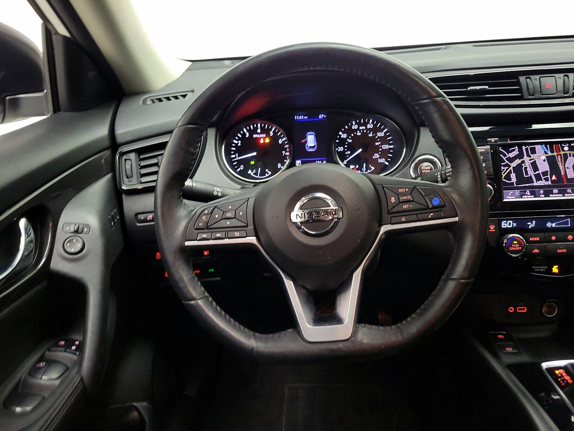 Thumbnail: 2019 Nissan Rogue - 10