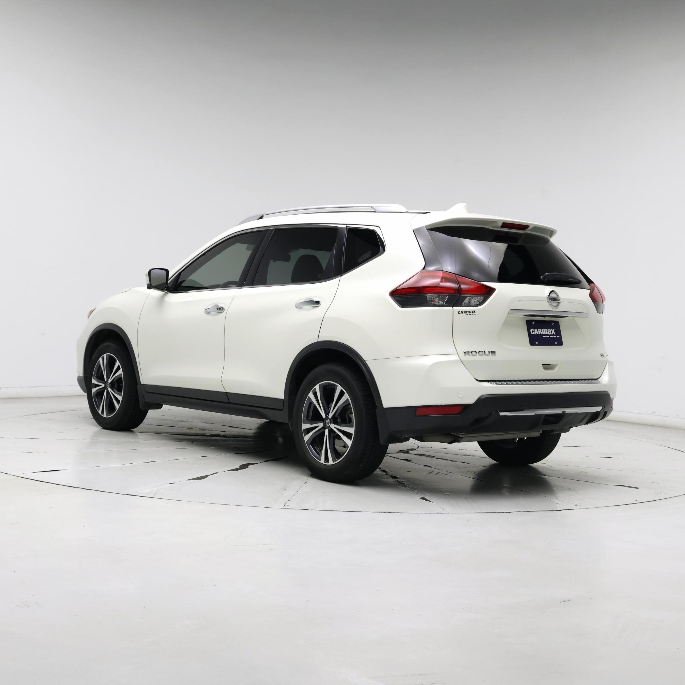 Thumbnail: 2019 Nissan Rogue - 2
