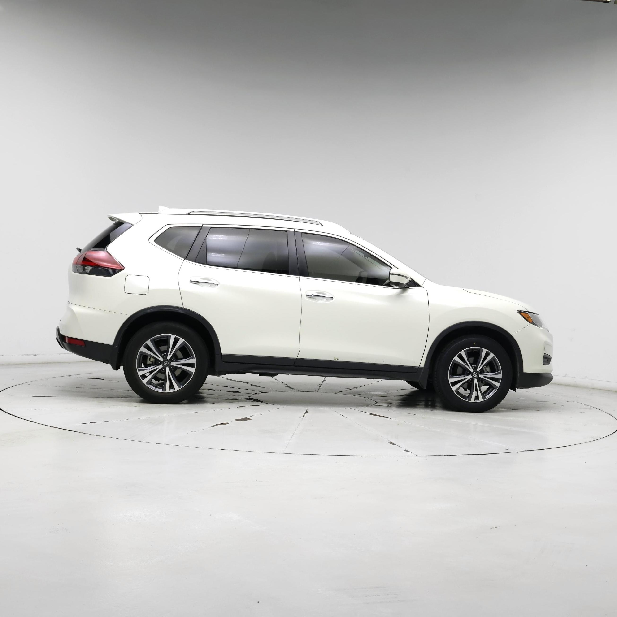 Thumbnail: 2019 Nissan Rogue - 7