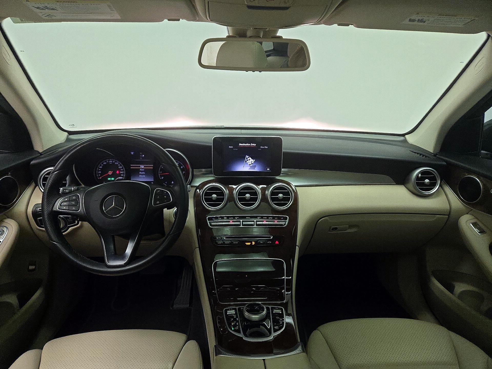 Thumbnail: 2018 Mercedes-Benz GLC - 9