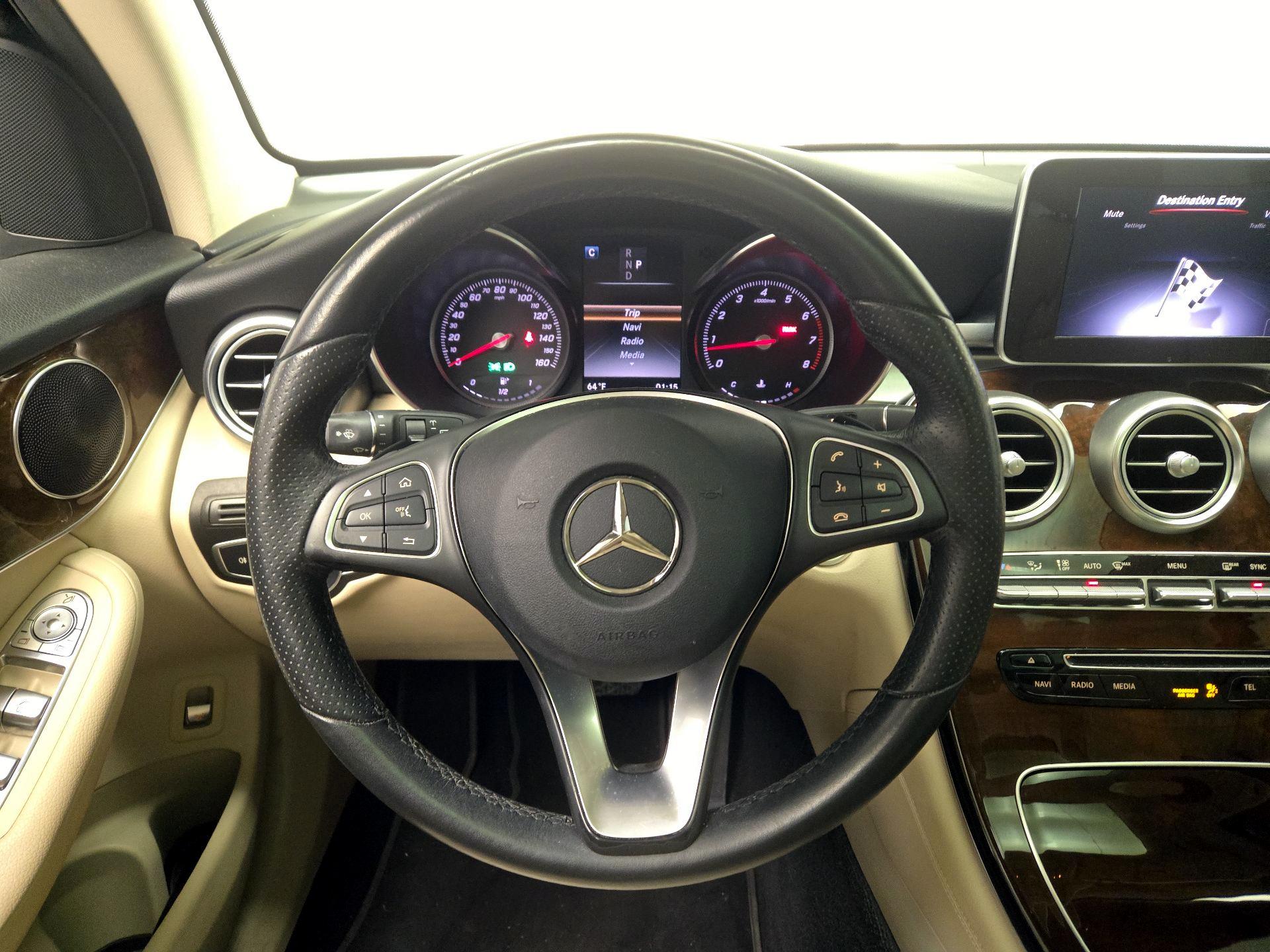 Thumbnail: 2018 Mercedes-Benz GLC - 10