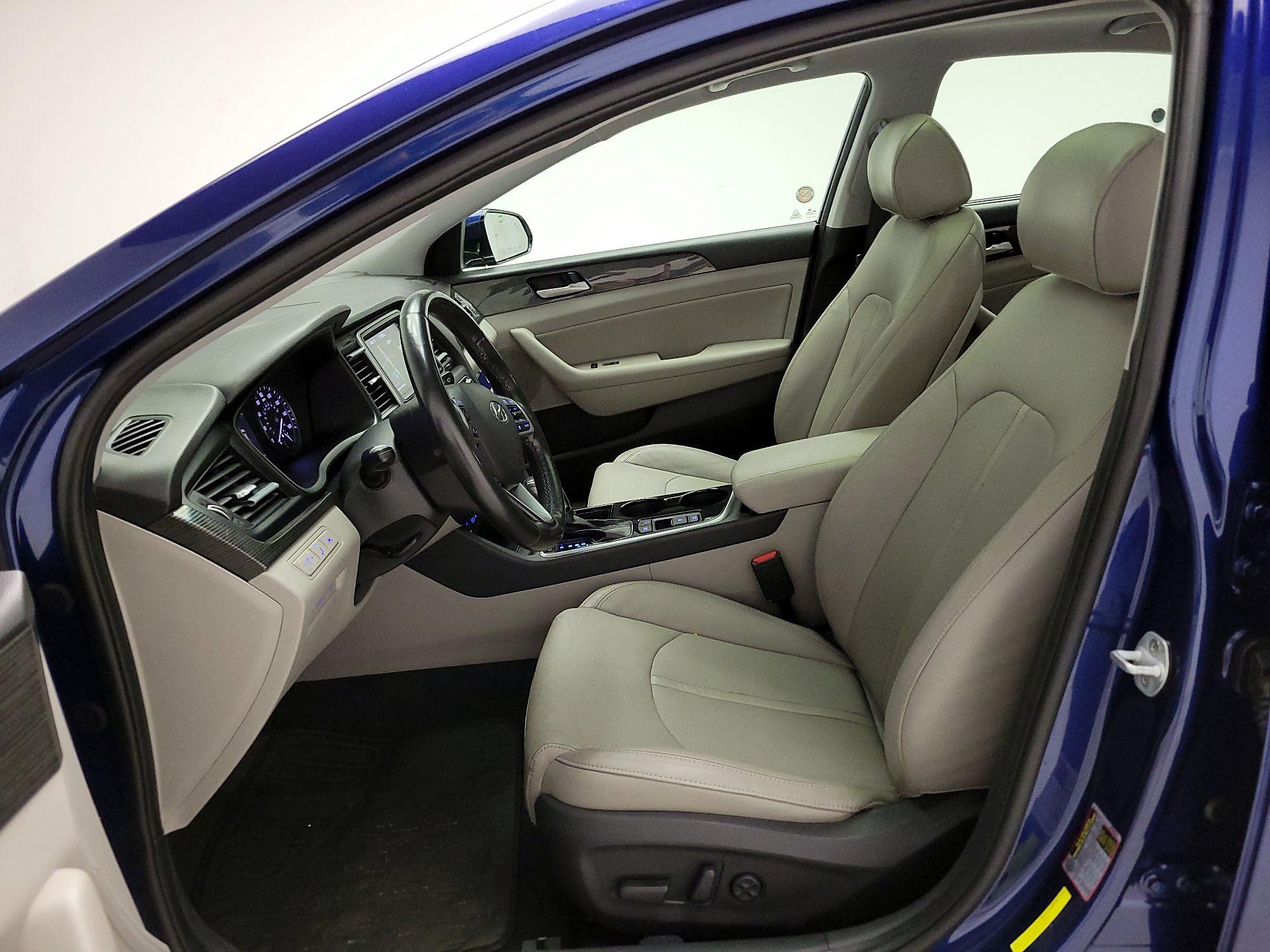 Thumbnail: 2019 Hyundai Sonata - 11