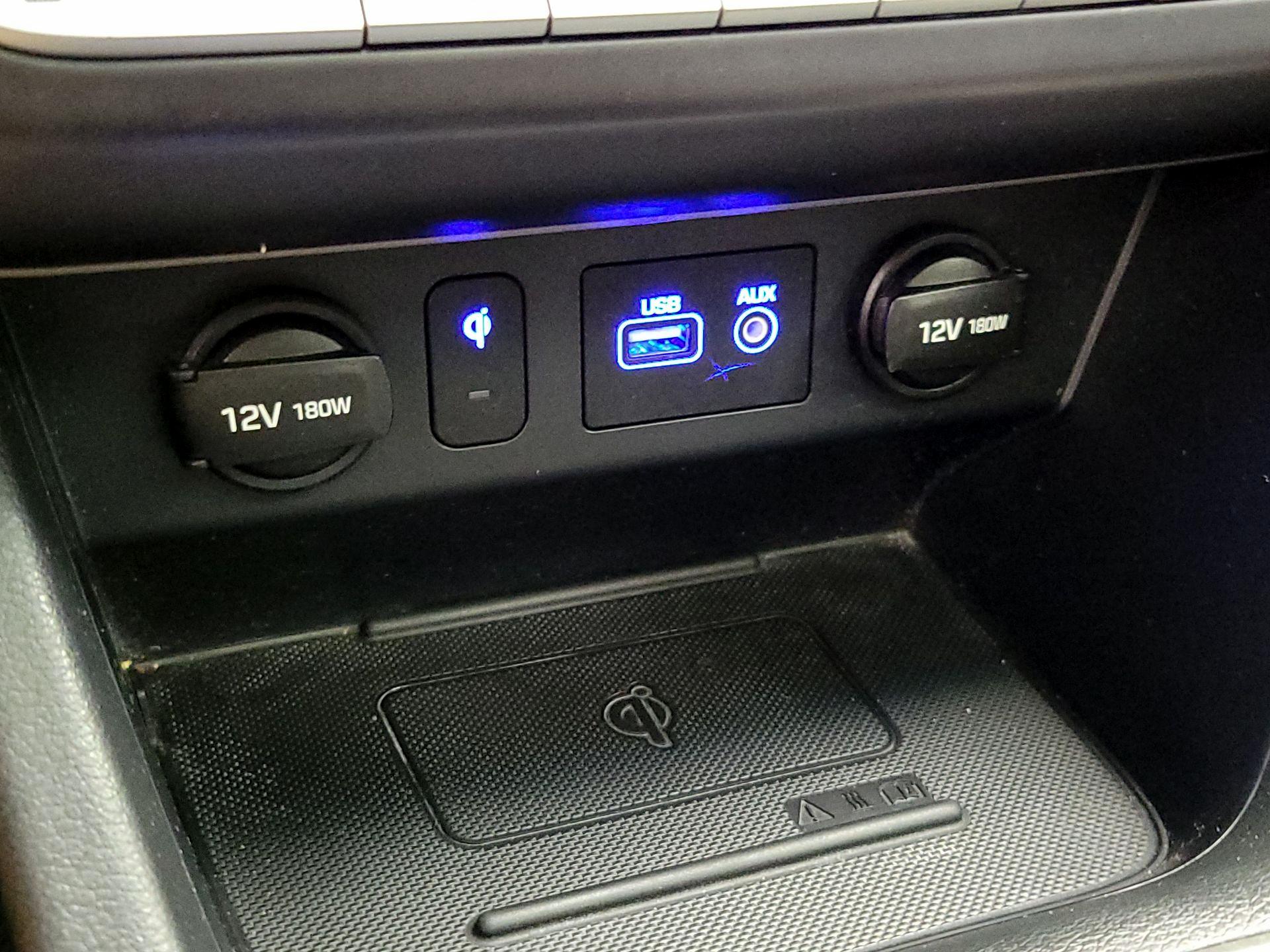 Thumbnail: 2019 Hyundai Sonata - 19