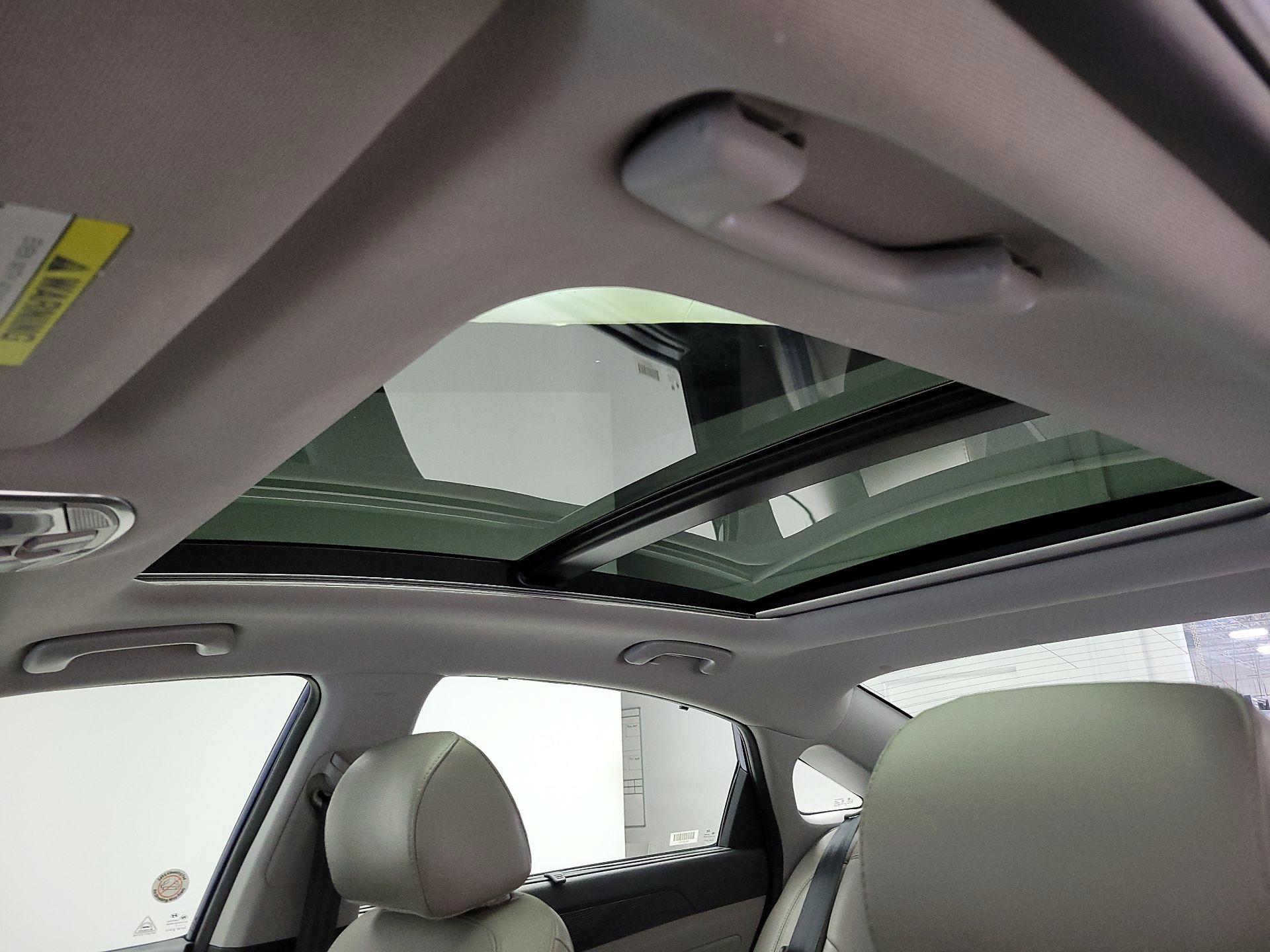 Thumbnail: 2019 Hyundai Sonata - 20