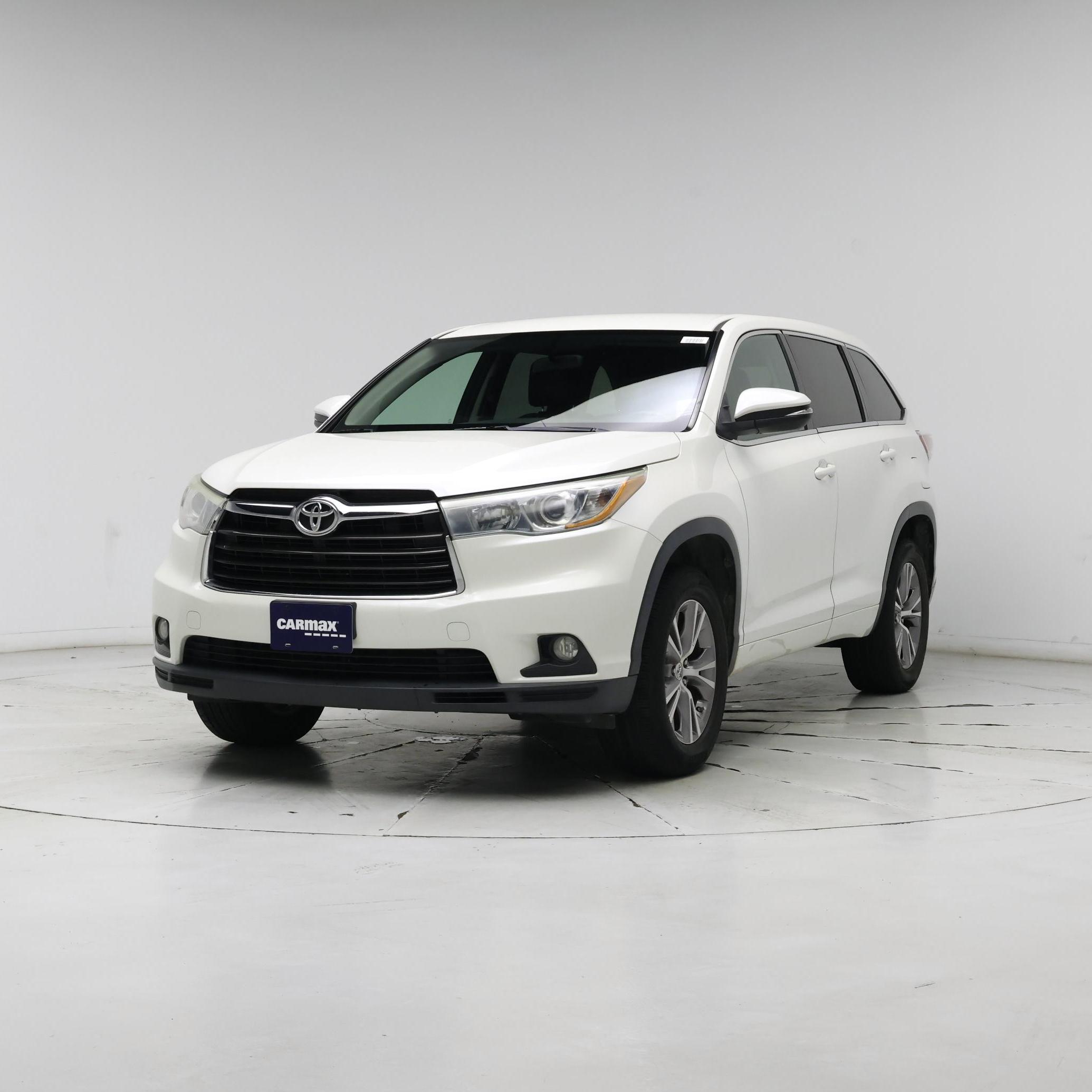 Thumbnail: 2015 Toyota Highlander - 4