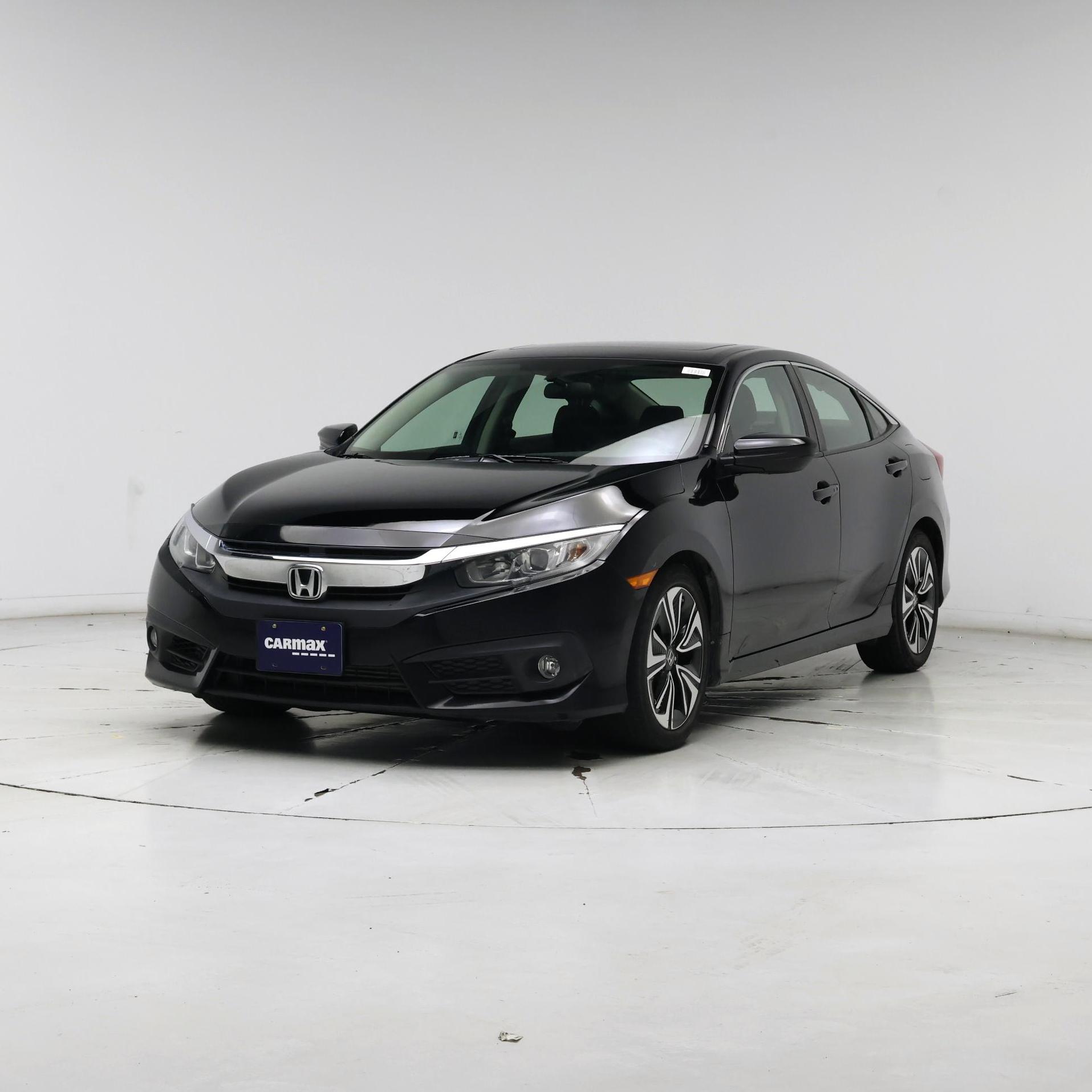 Thumbnail: 2017 Honda Civic - 4