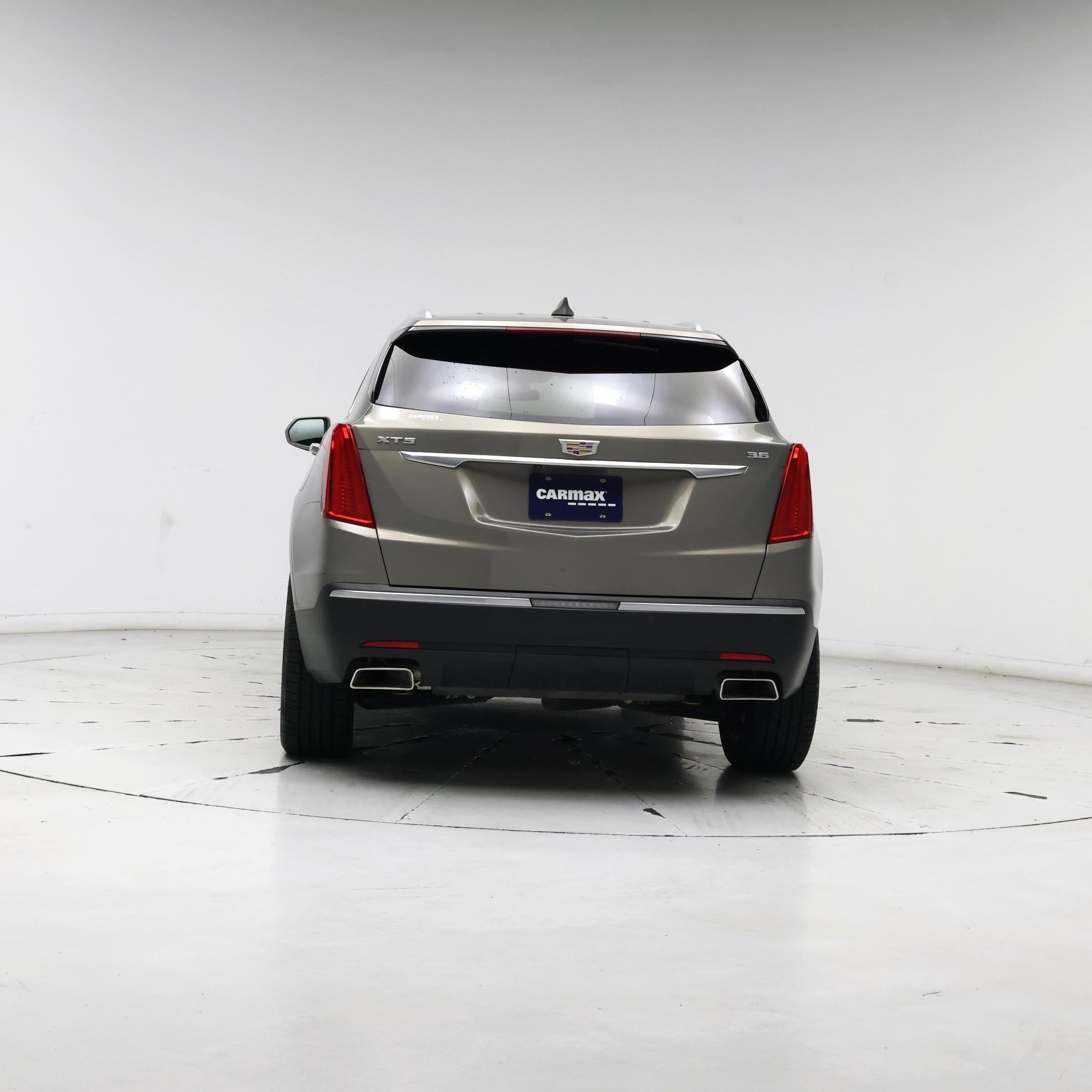 Thumbnail: 2018 Cadillac XT5 - 6