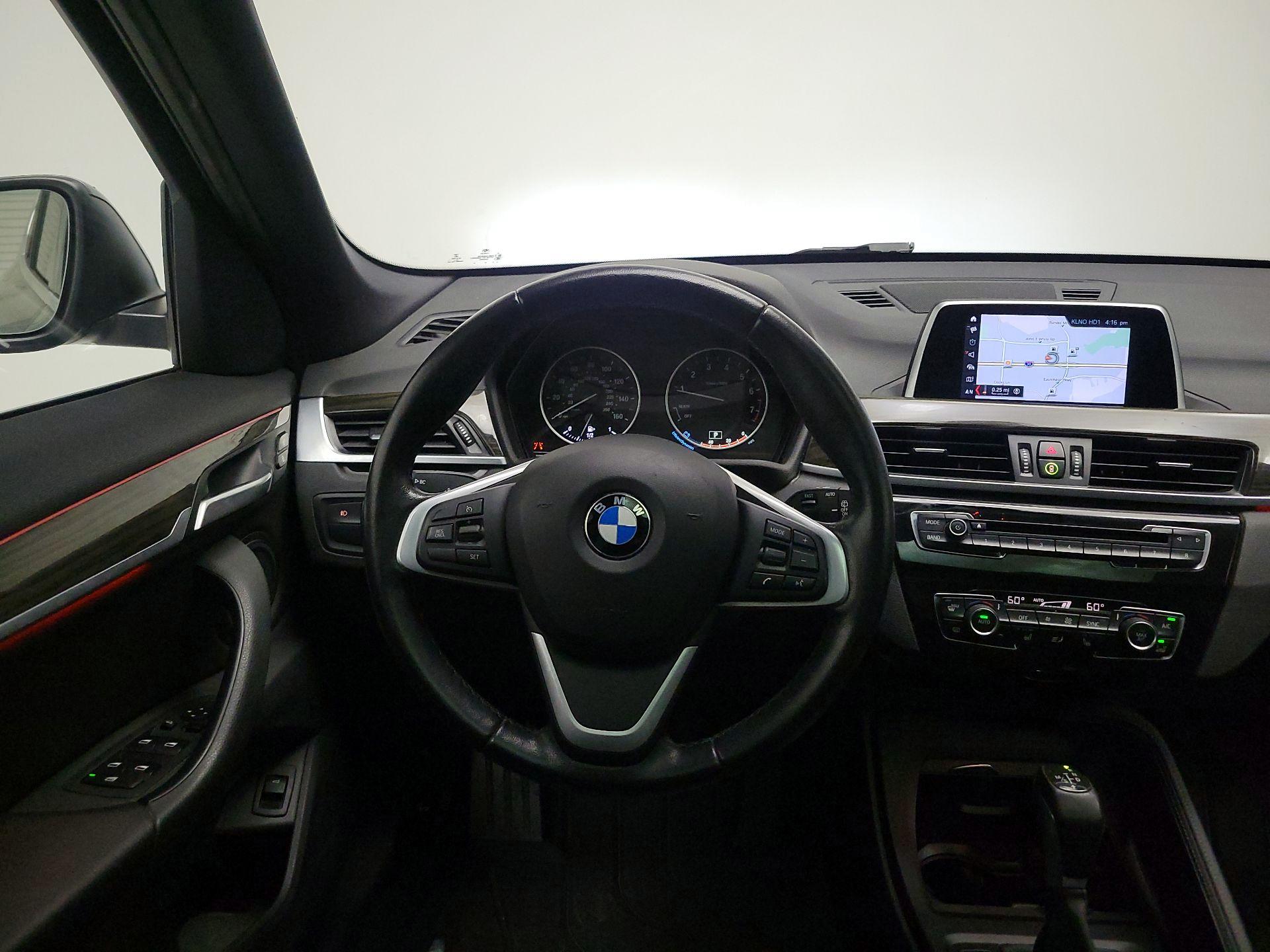 Thumbnail: 2018 BMW X1 - 10