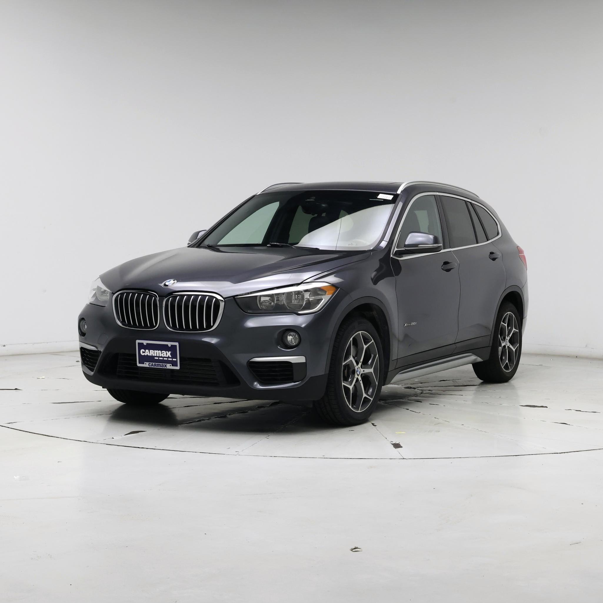 Thumbnail: 2018 BMW X1 - 4