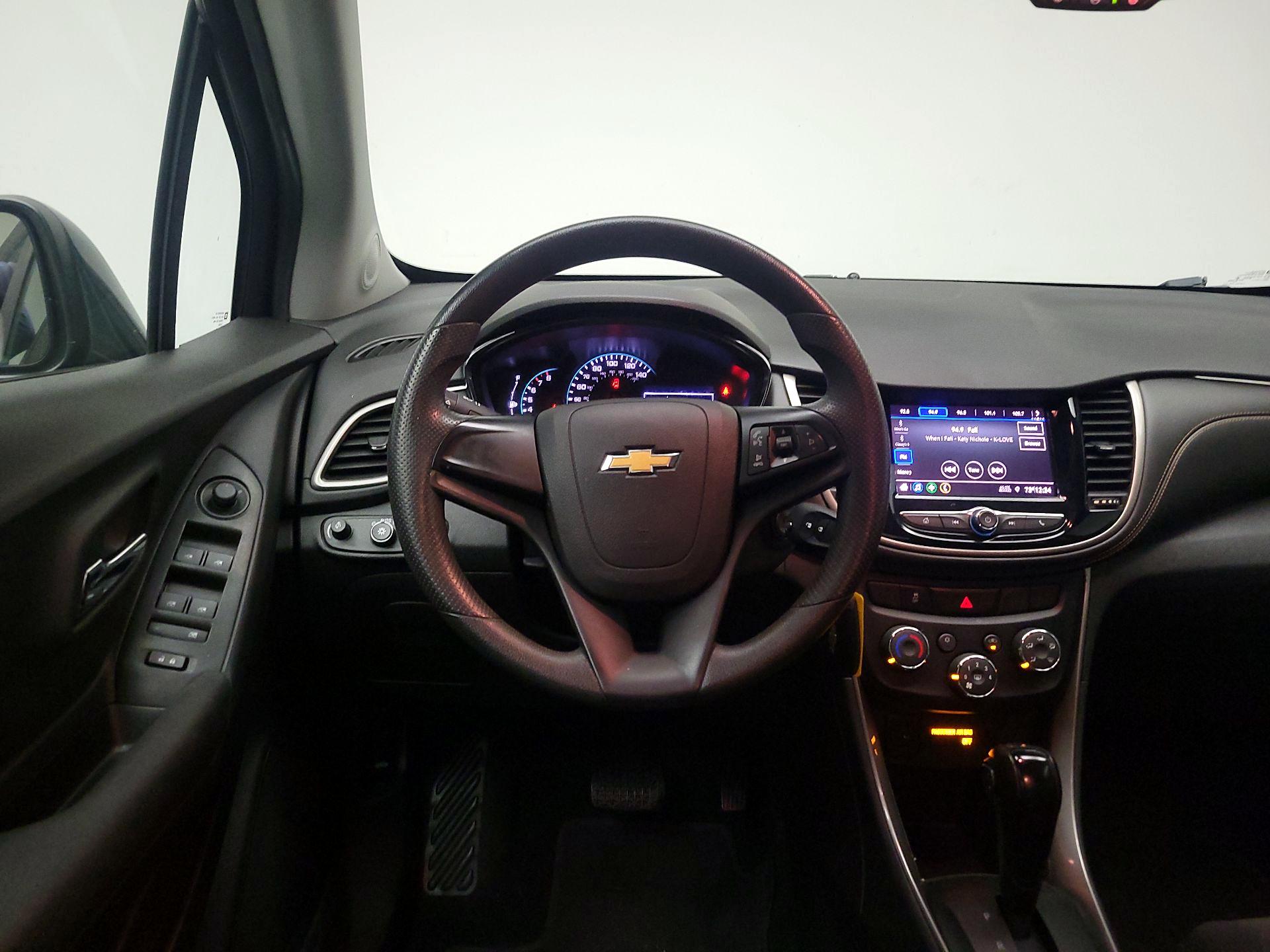 Thumbnail: 2020 Chevrolet Trax - 10