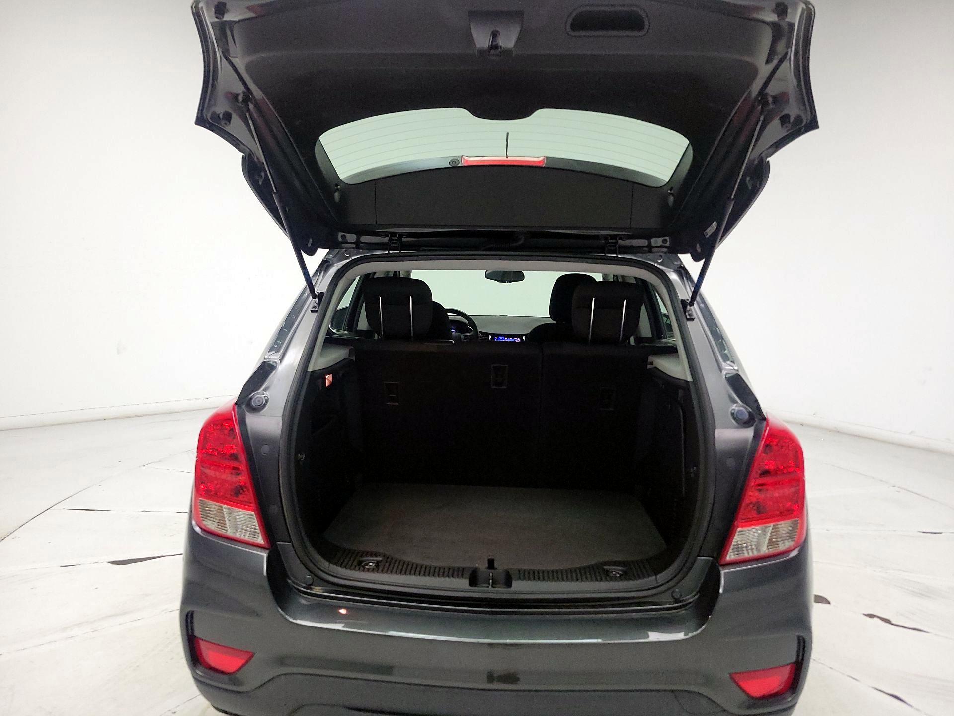 Thumbnail: 2020 Chevrolet Trax - 19