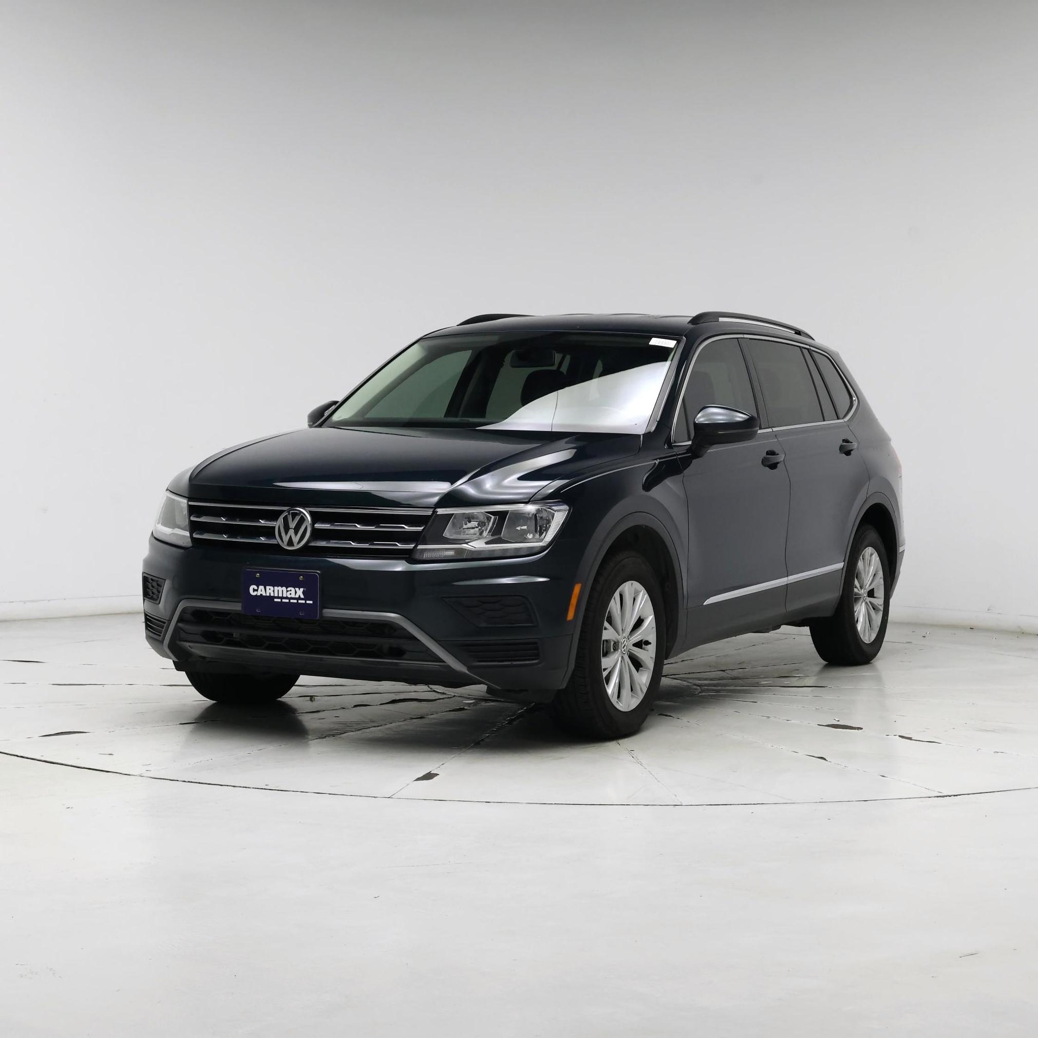 Thumbnail: 2018 Volkswagen Tiguan - 4