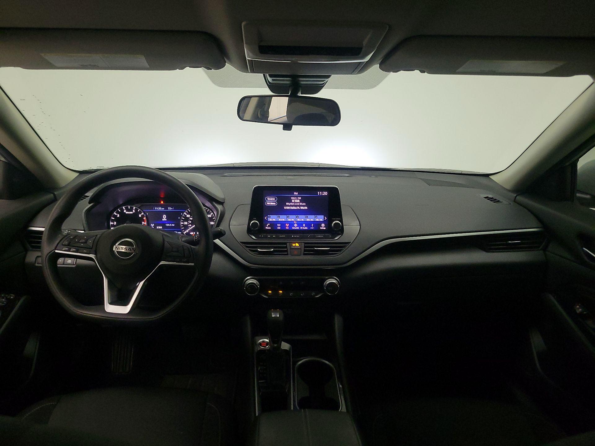 Thumbnail: 2021 Nissan Altima - 9