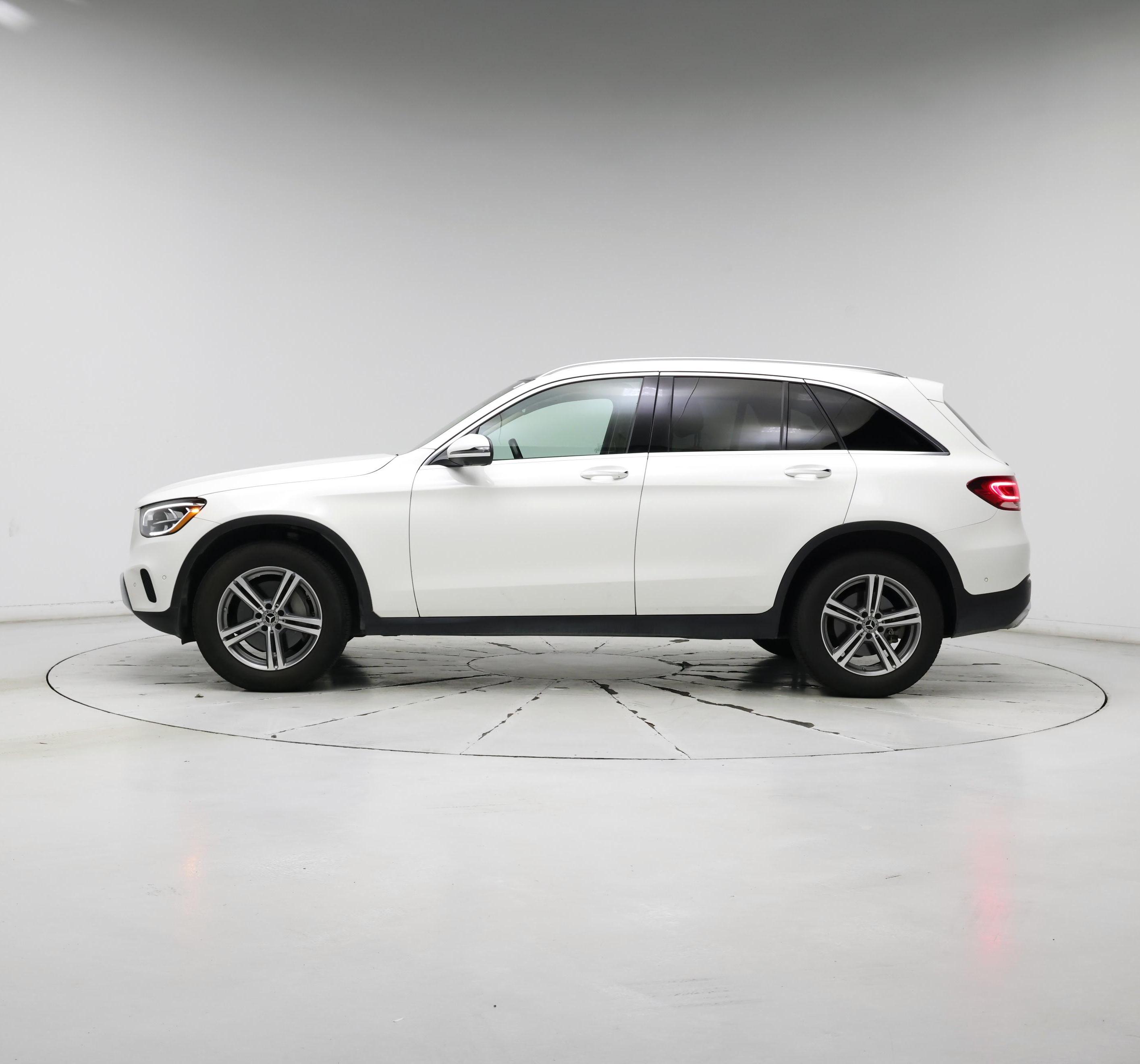 Thumbnail: 2022 Mercedes-Benz GLC - 3