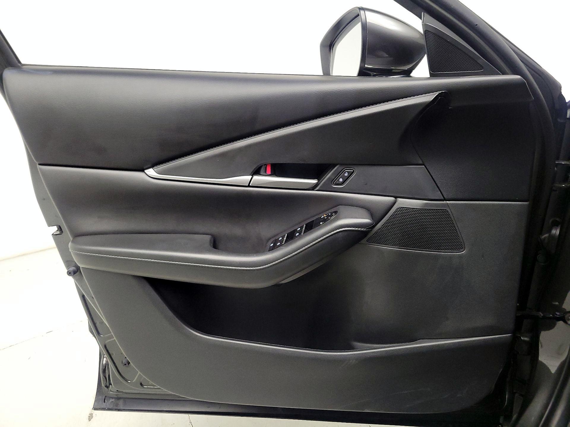 Thumbnail: 2023 Mazda CX-30 - 12