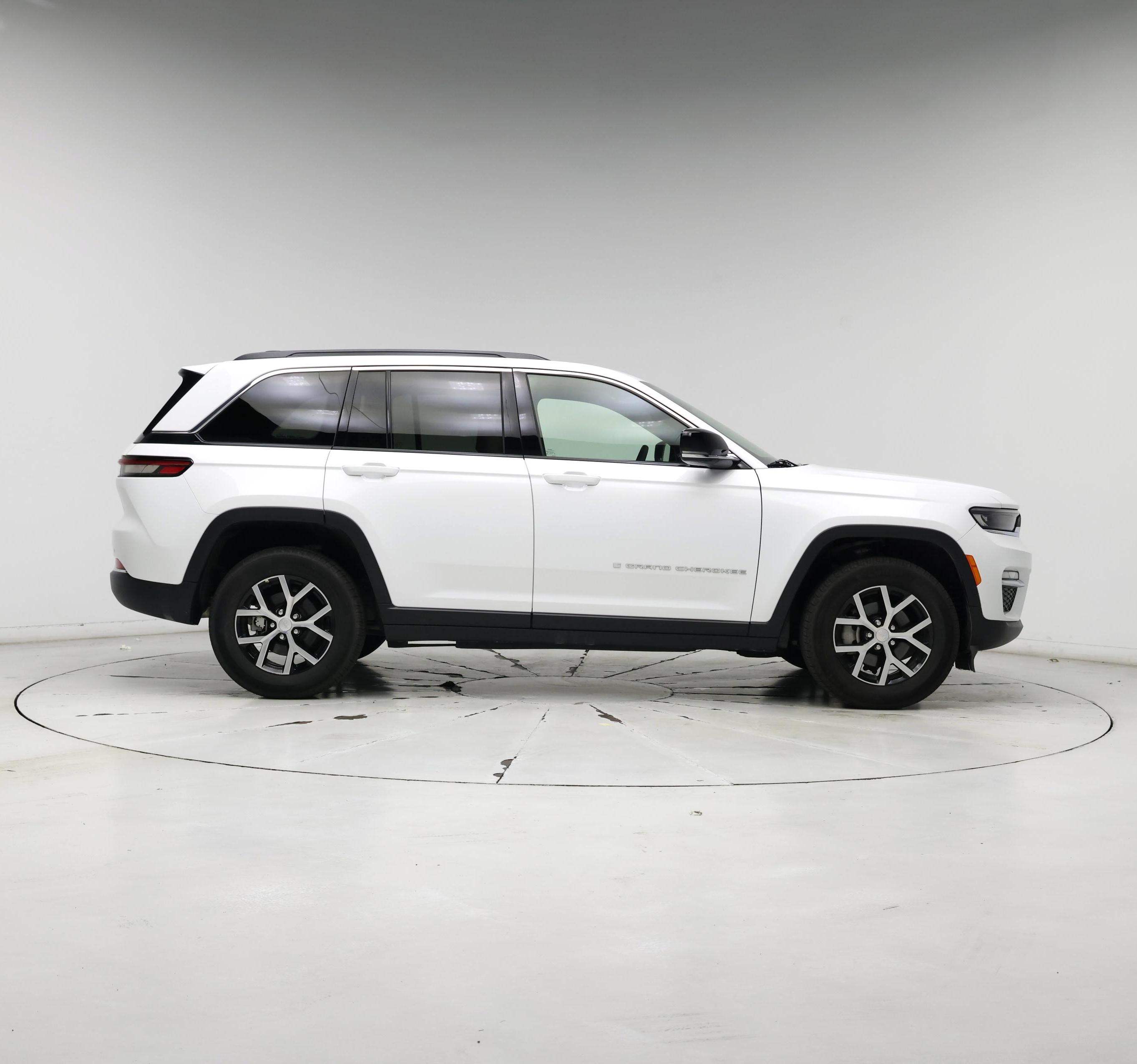 Thumbnail: 2024 Jeep Grand Cherokee - 7