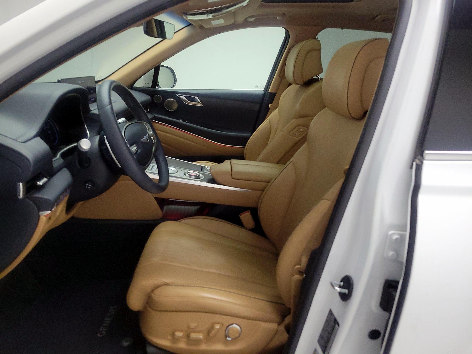 Thumbnail: 2021 Genesis GV80 - 11