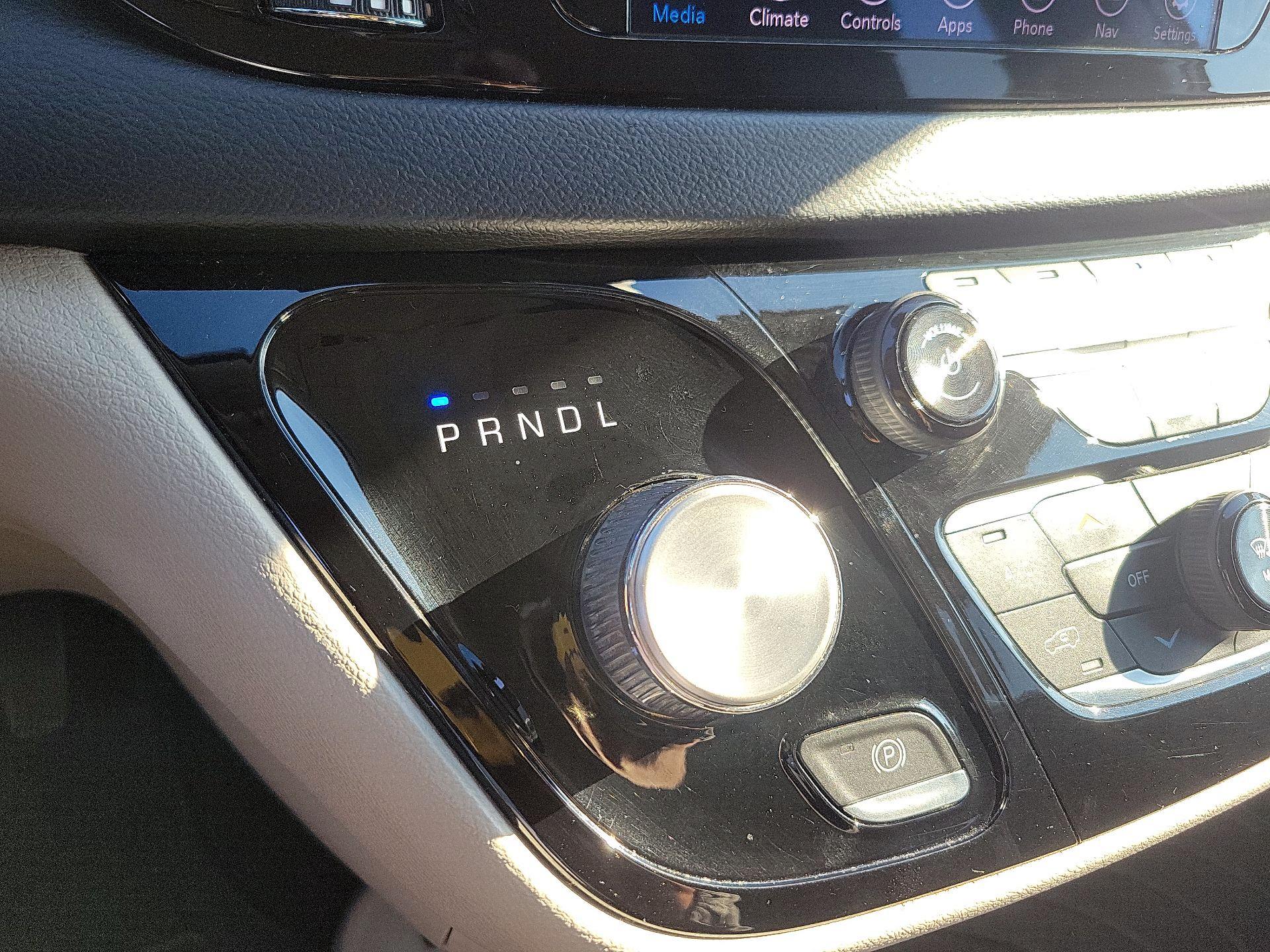 Thumbnail: 2020 Chrysler Pacifica - 18