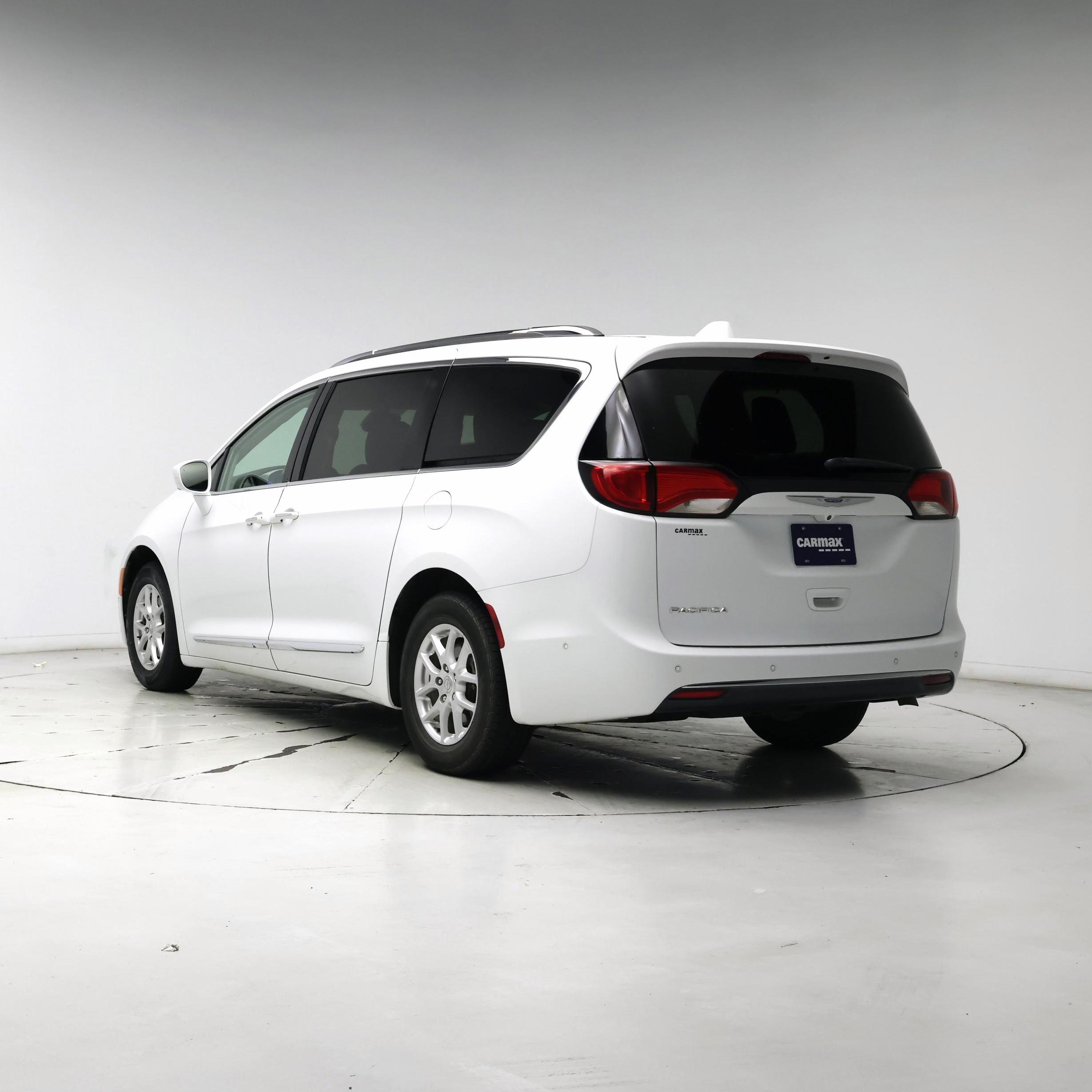 Thumbnail: 2020 Chrysler Pacifica - 2