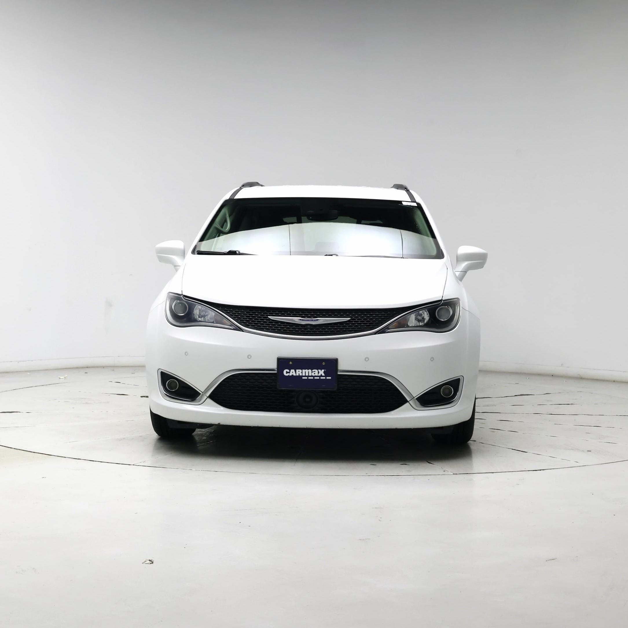 Thumbnail: 2020 Chrysler Pacifica - 5