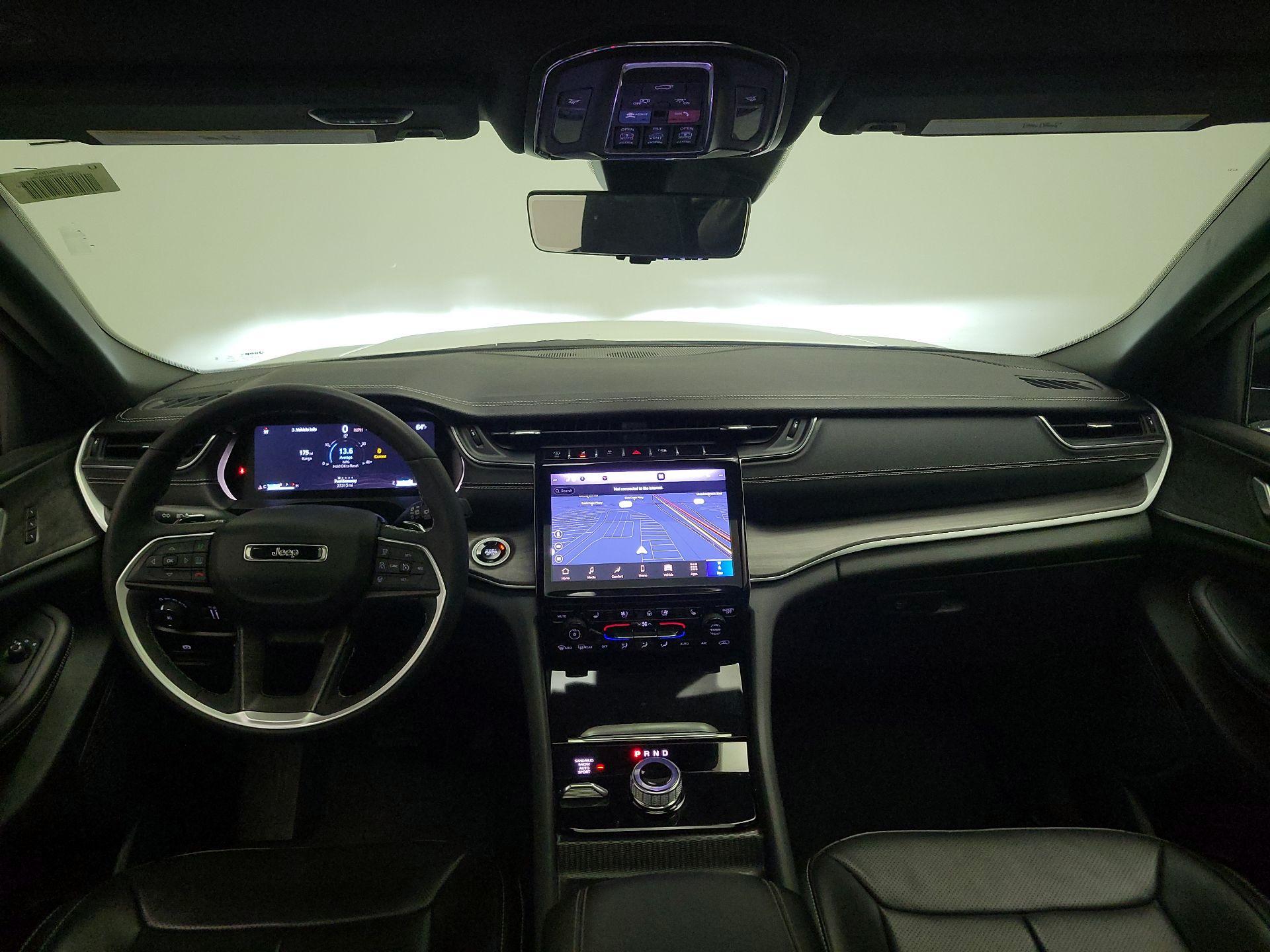 Thumbnail: 2024 Jeep Grand Cherokee L - 9