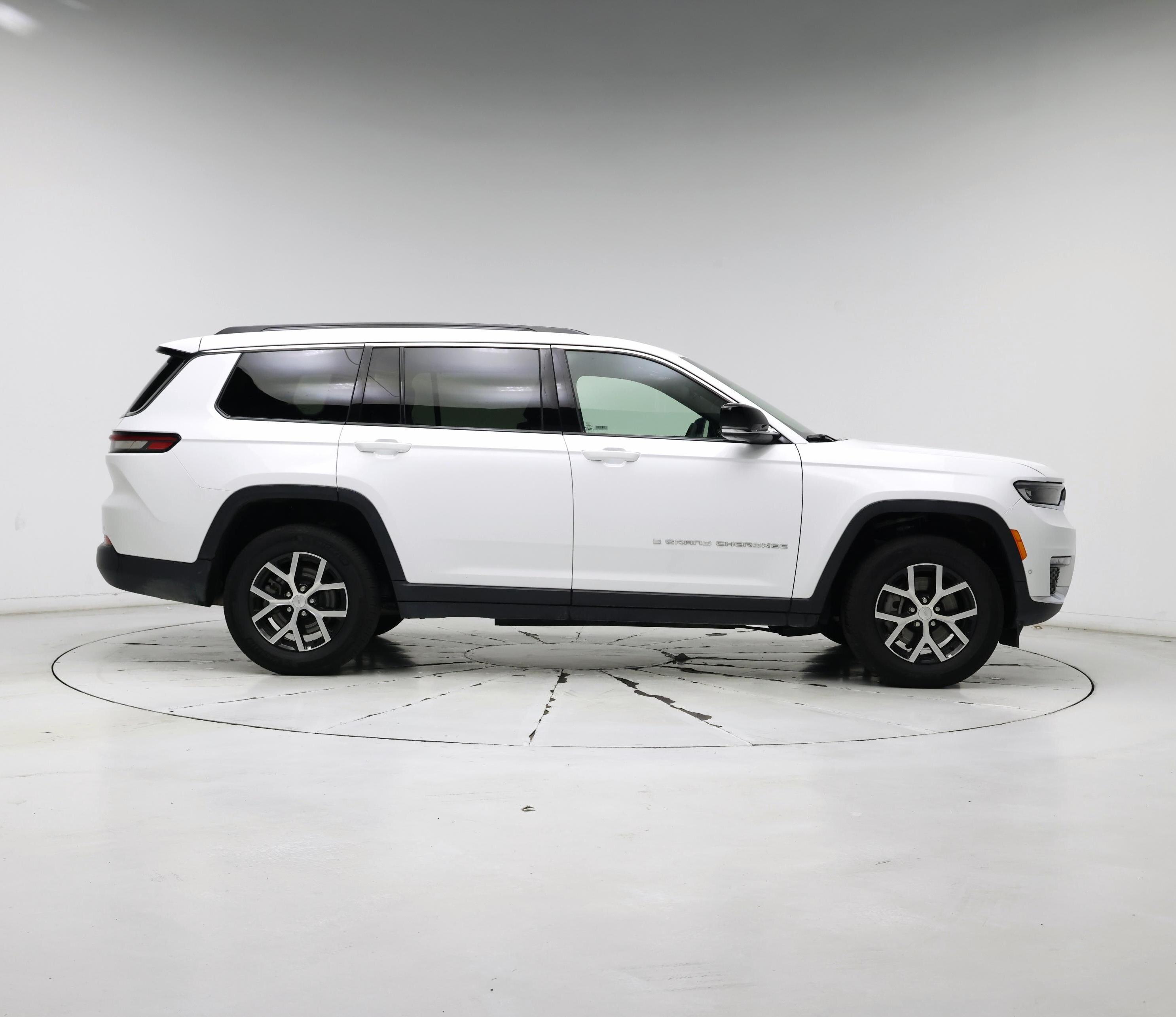 Thumbnail: 2024 Jeep Grand Cherokee L - 7