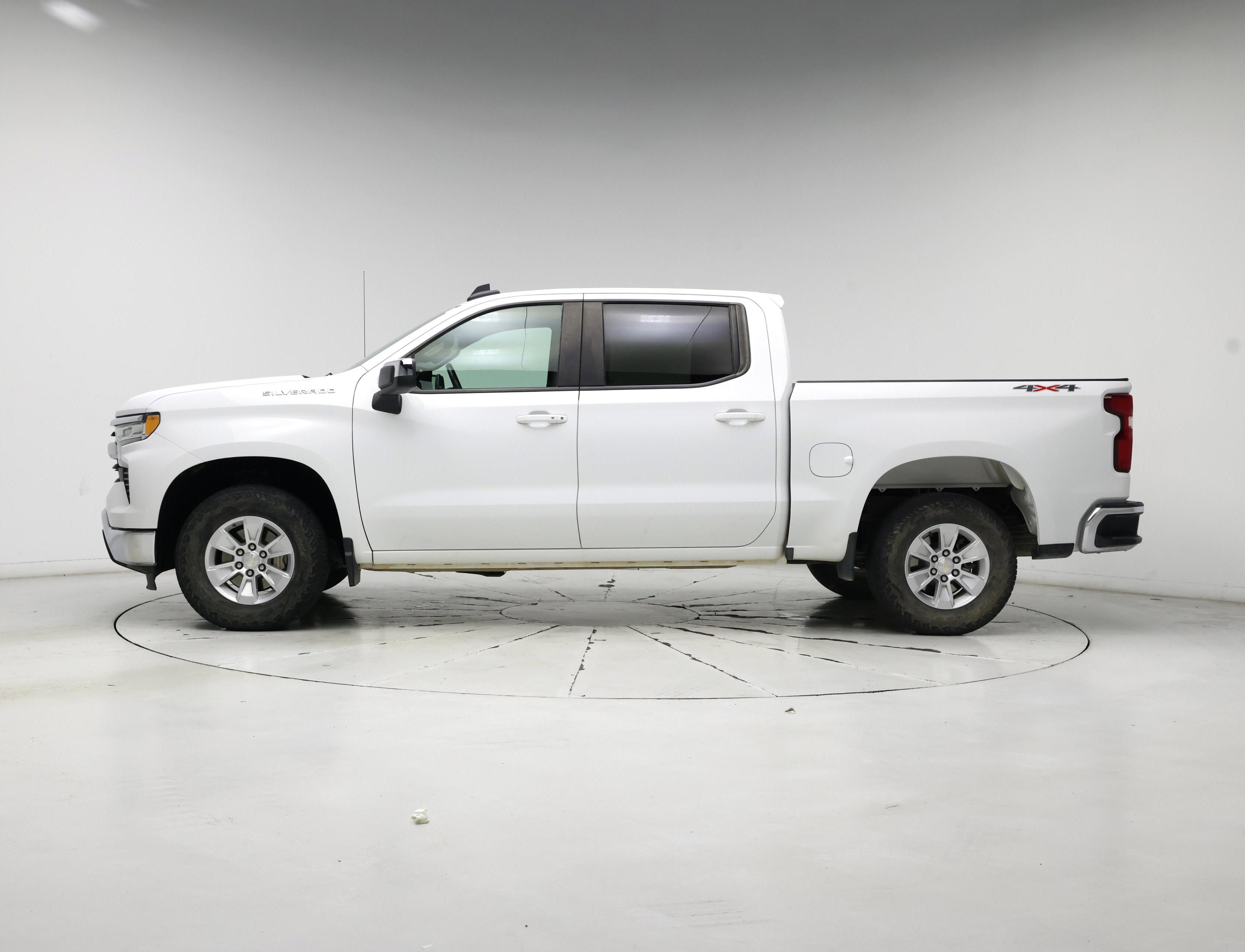Thumbnail: 2023 Chevrolet Silverado 1500 - 3