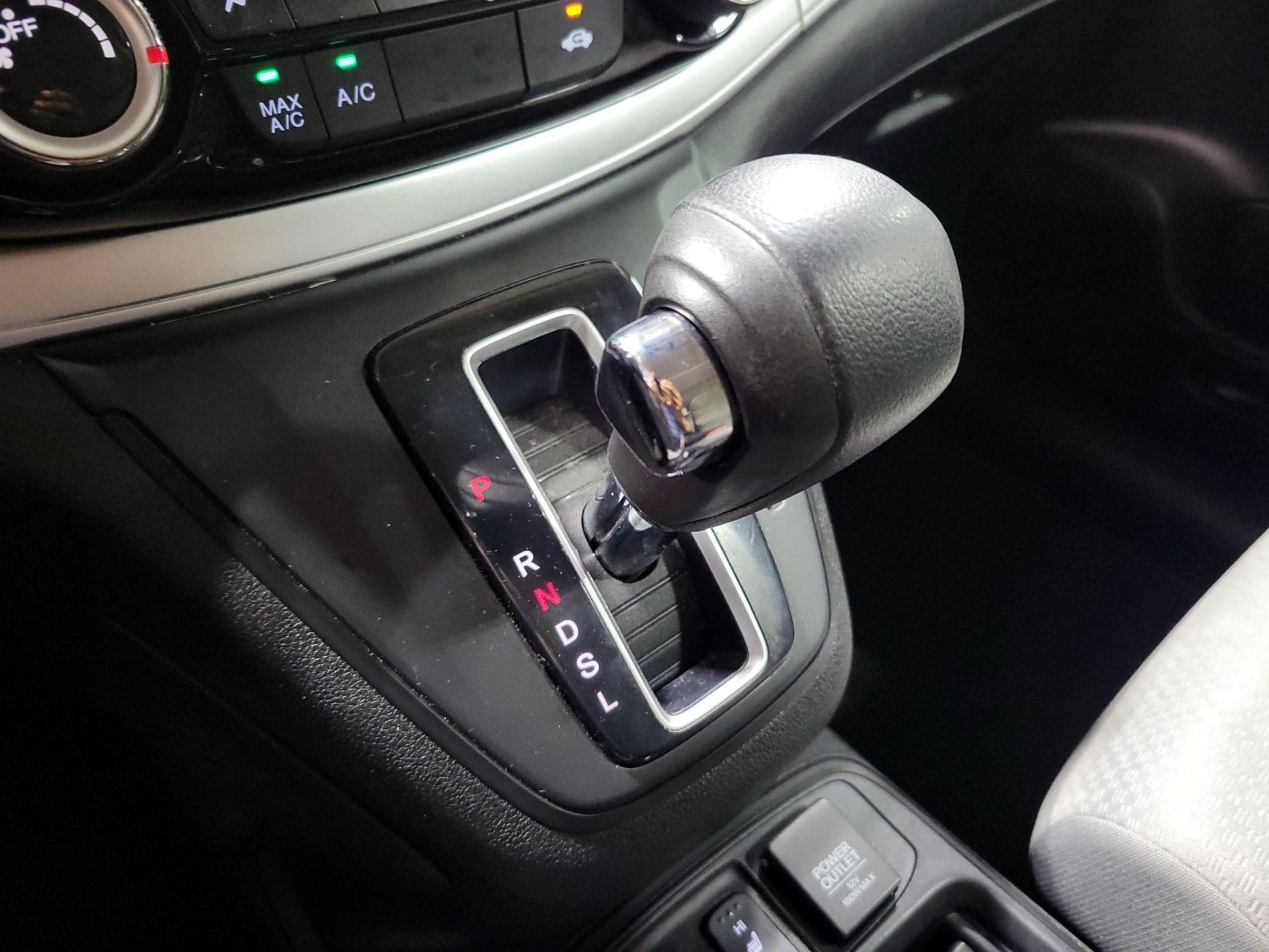 Thumbnail: 2016 Honda CR-V - 17