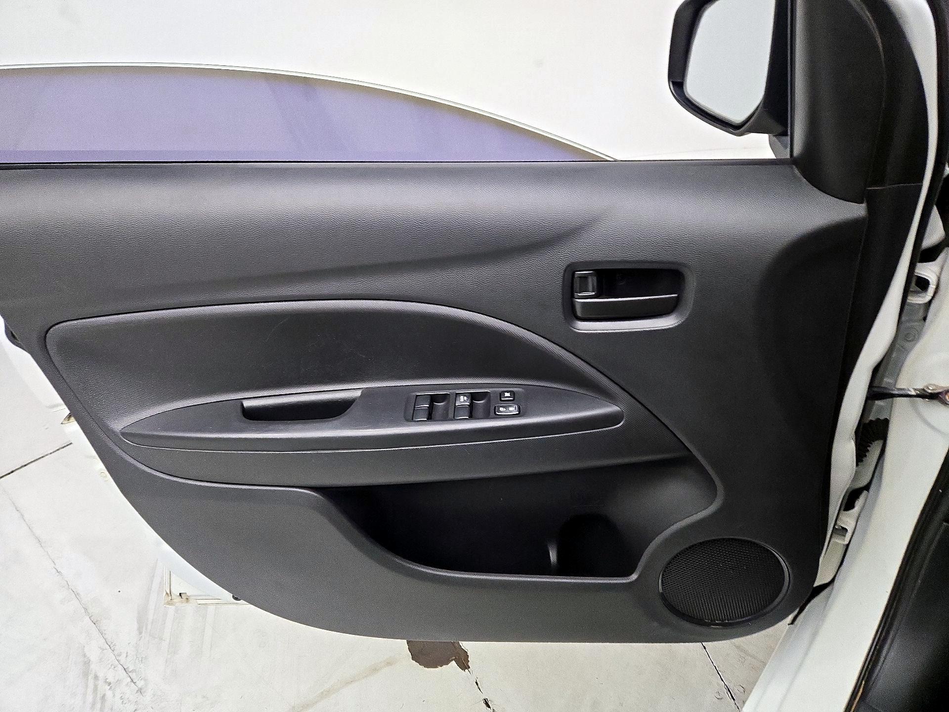 Thumbnail: 2017 Mitsubishi Mirage - 12