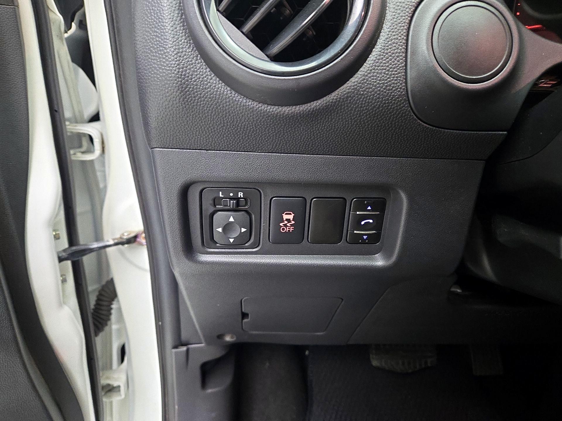 Thumbnail: 2017 Mitsubishi Mirage - 13