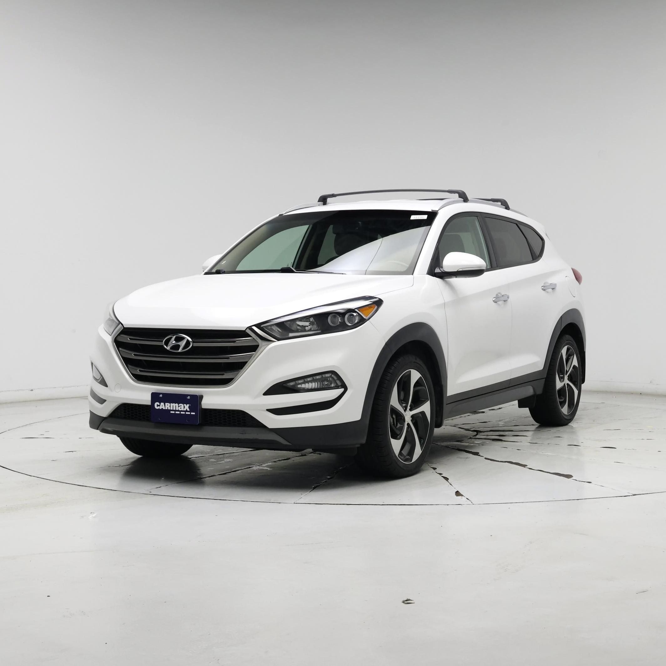 Thumbnail: 2016 Hyundai Tucson - 4