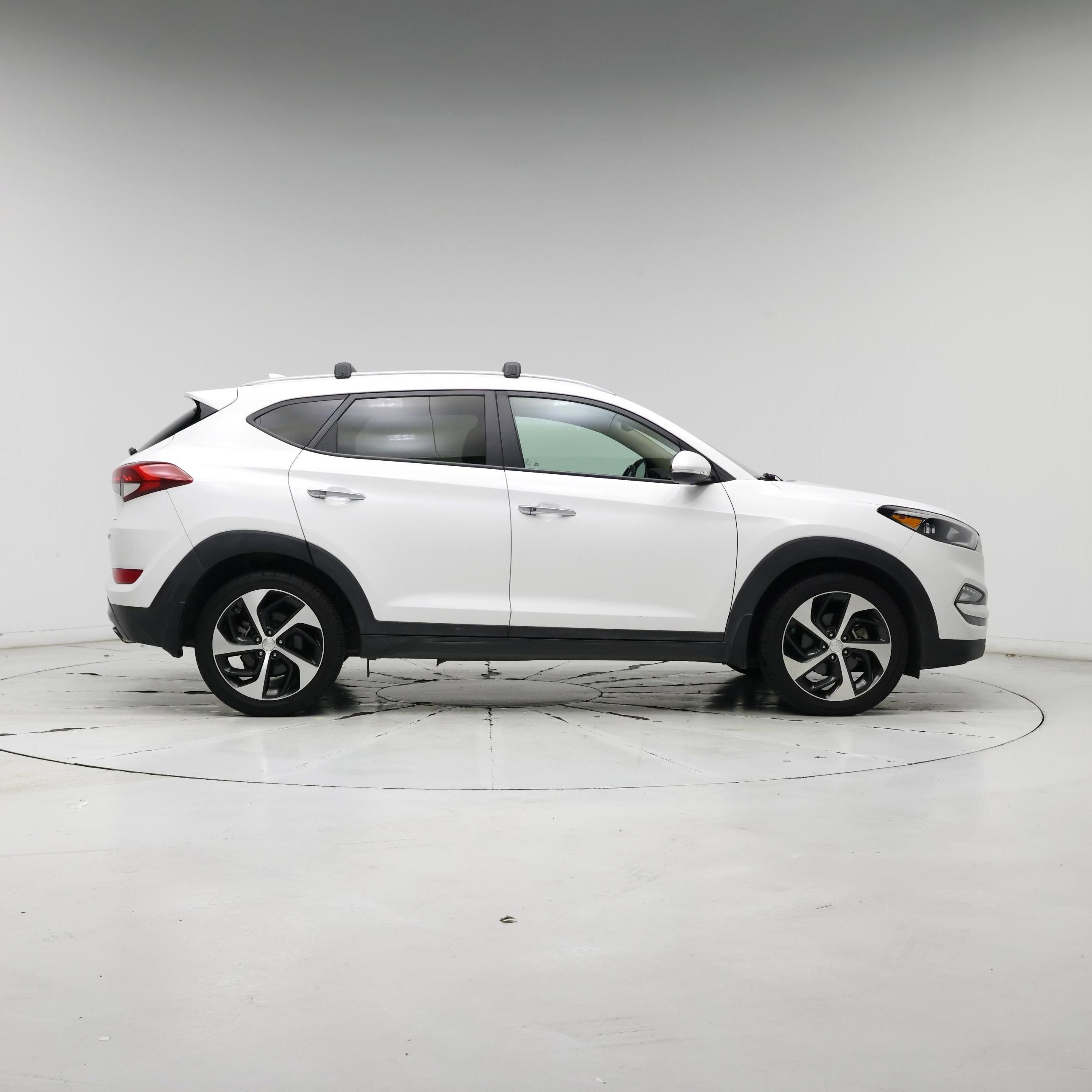 Thumbnail: 2016 Hyundai Tucson - 7
