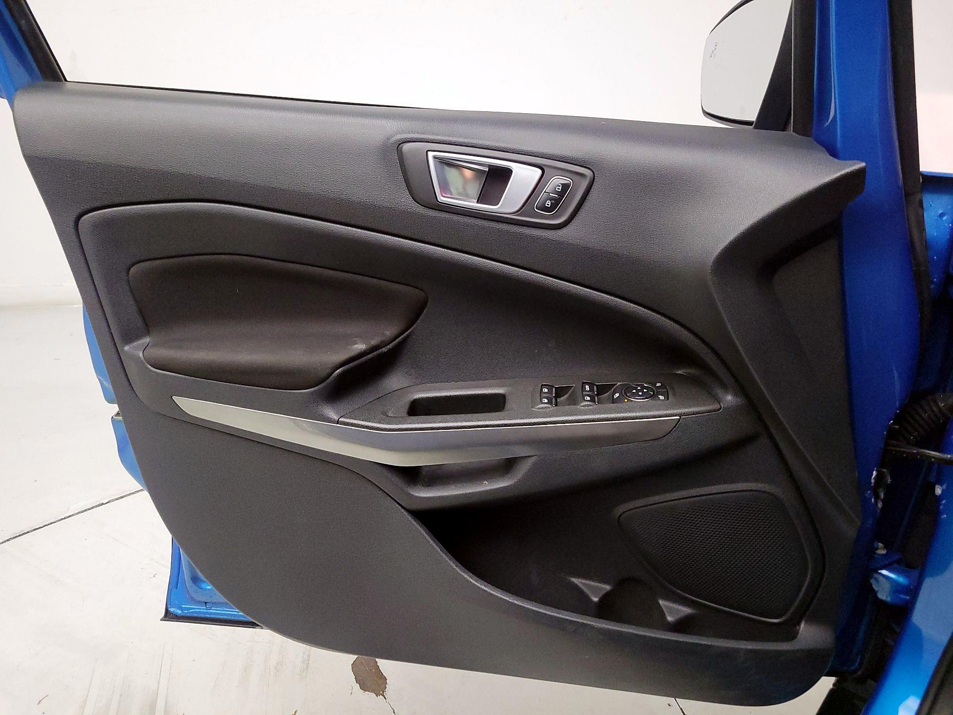 Thumbnail: 2018 Ford EcoSport - 12