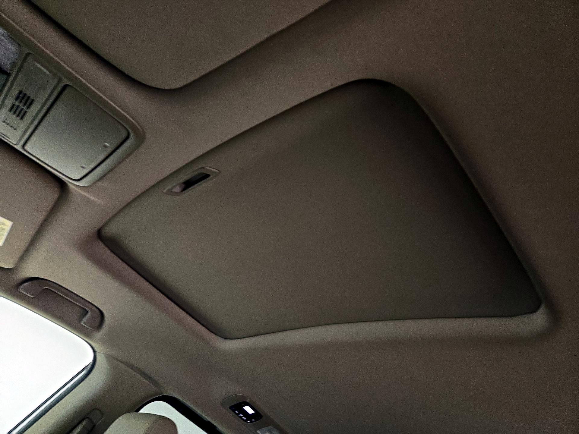 Thumbnail: 2021 Honda Odyssey - 18