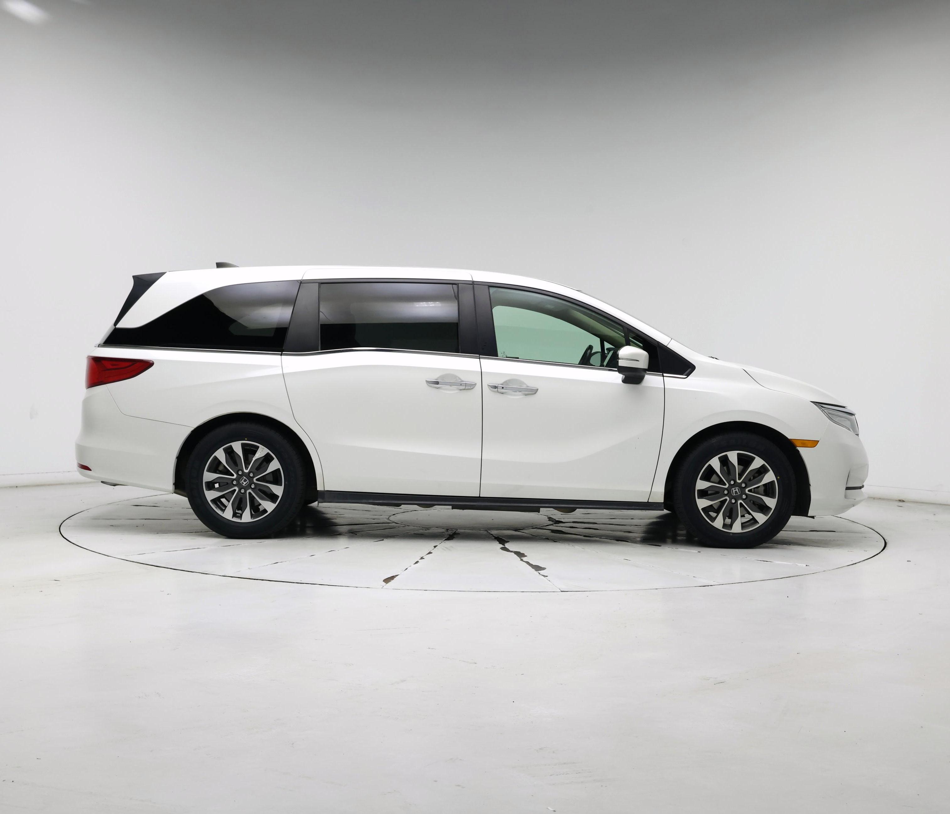 Thumbnail: 2021 Honda Odyssey - 7